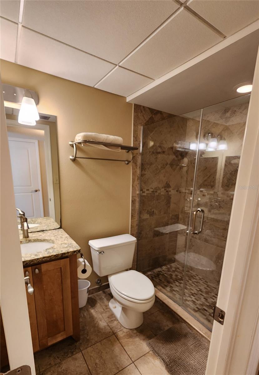Image 21 of 27 For 450 S Gulfview Blvd  703