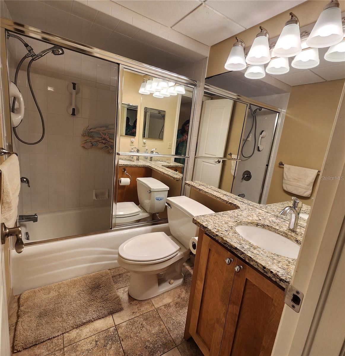 Image 26 of 27 For 450 S Gulfview Blvd  703