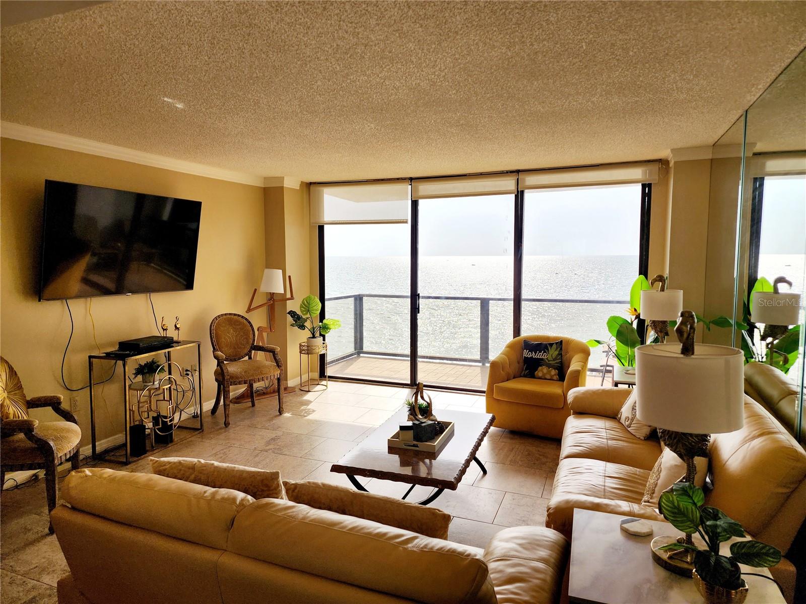 Image 5 of 27 For 450 S Gulfview Blvd  703