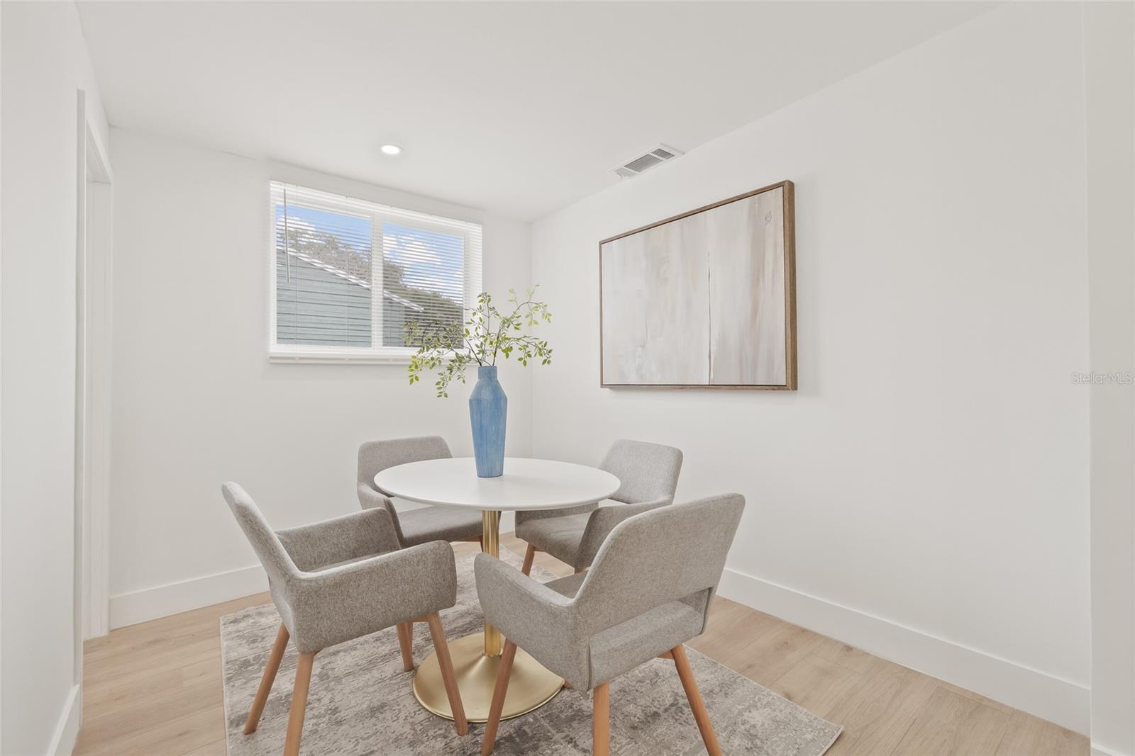 Image 14 of 41 For 3008 Van Buren Drive