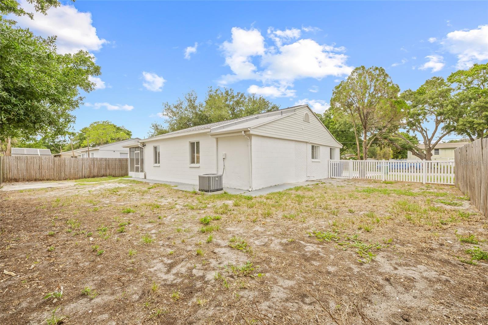 Image 34 of 41 For 3008 Van Buren Drive