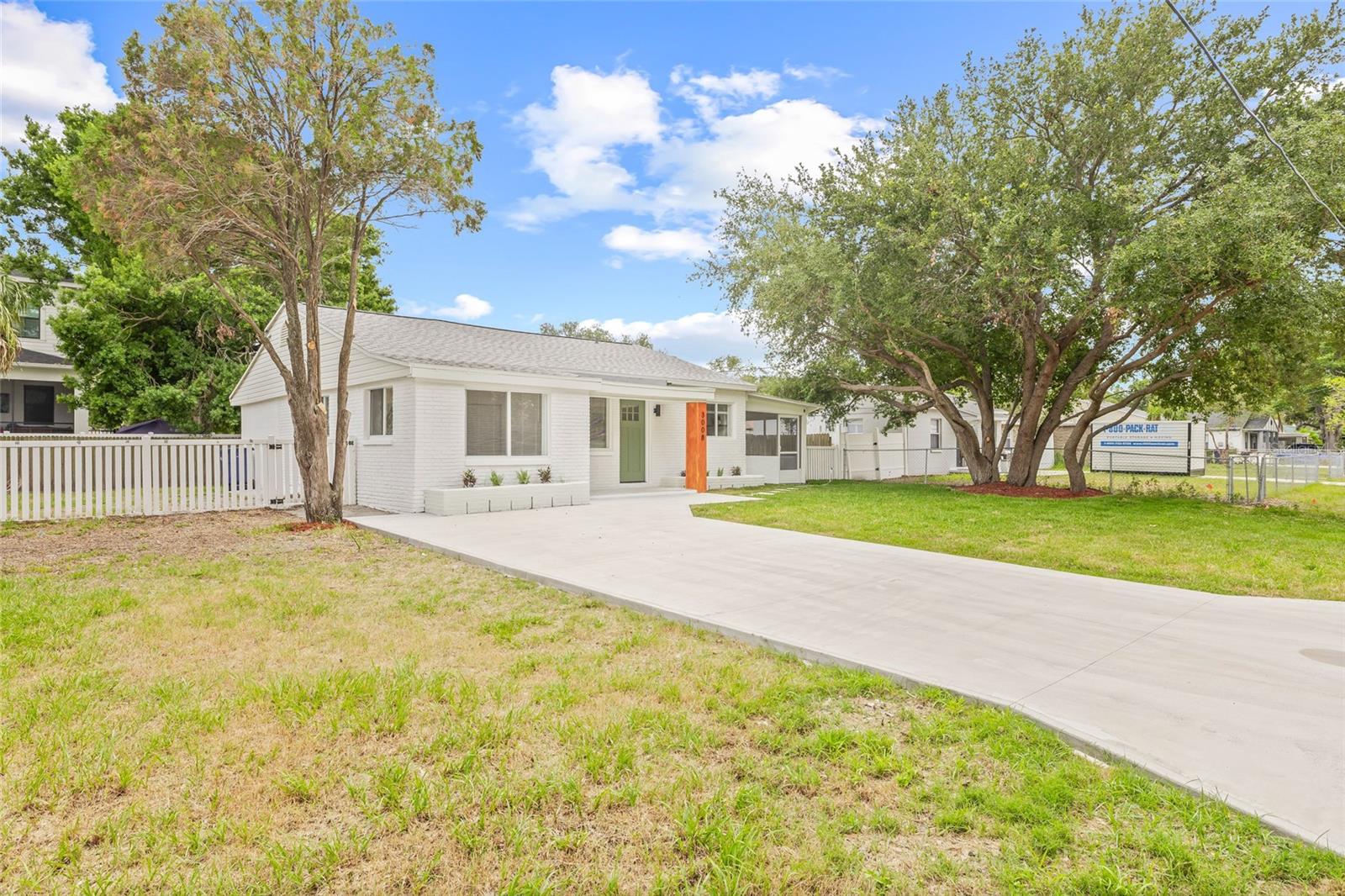 Image 36 of 41 For 3008 Van Buren Drive