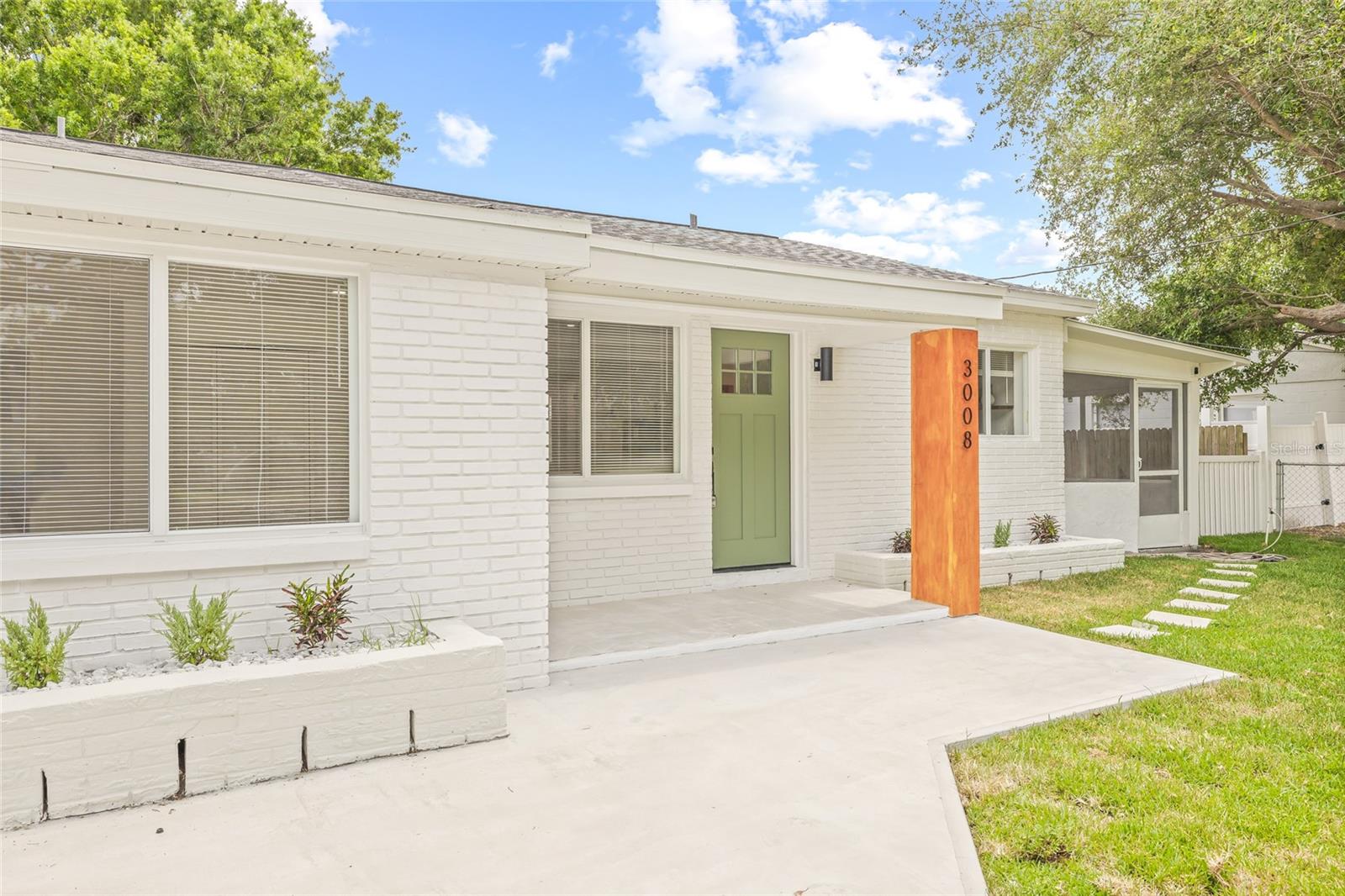 Image 40 of 41 For 3008 Van Buren Drive