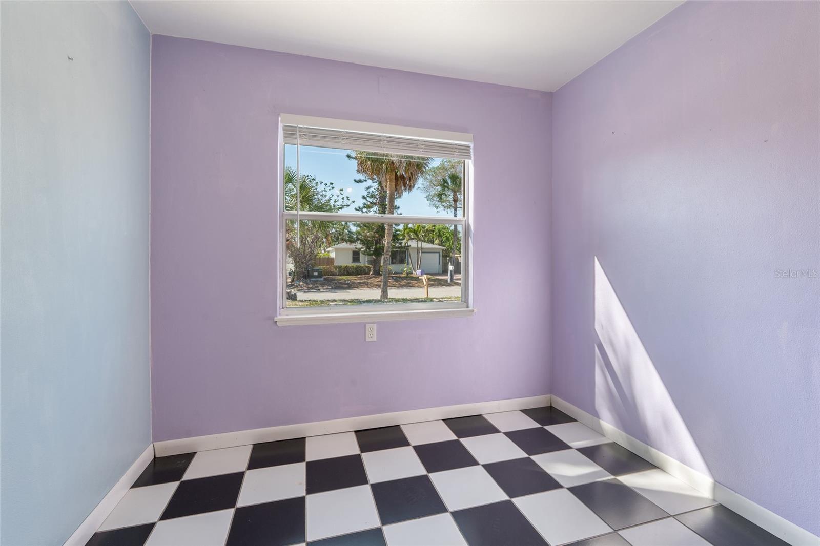 Image 11 of 28 For 600 79th Avenue