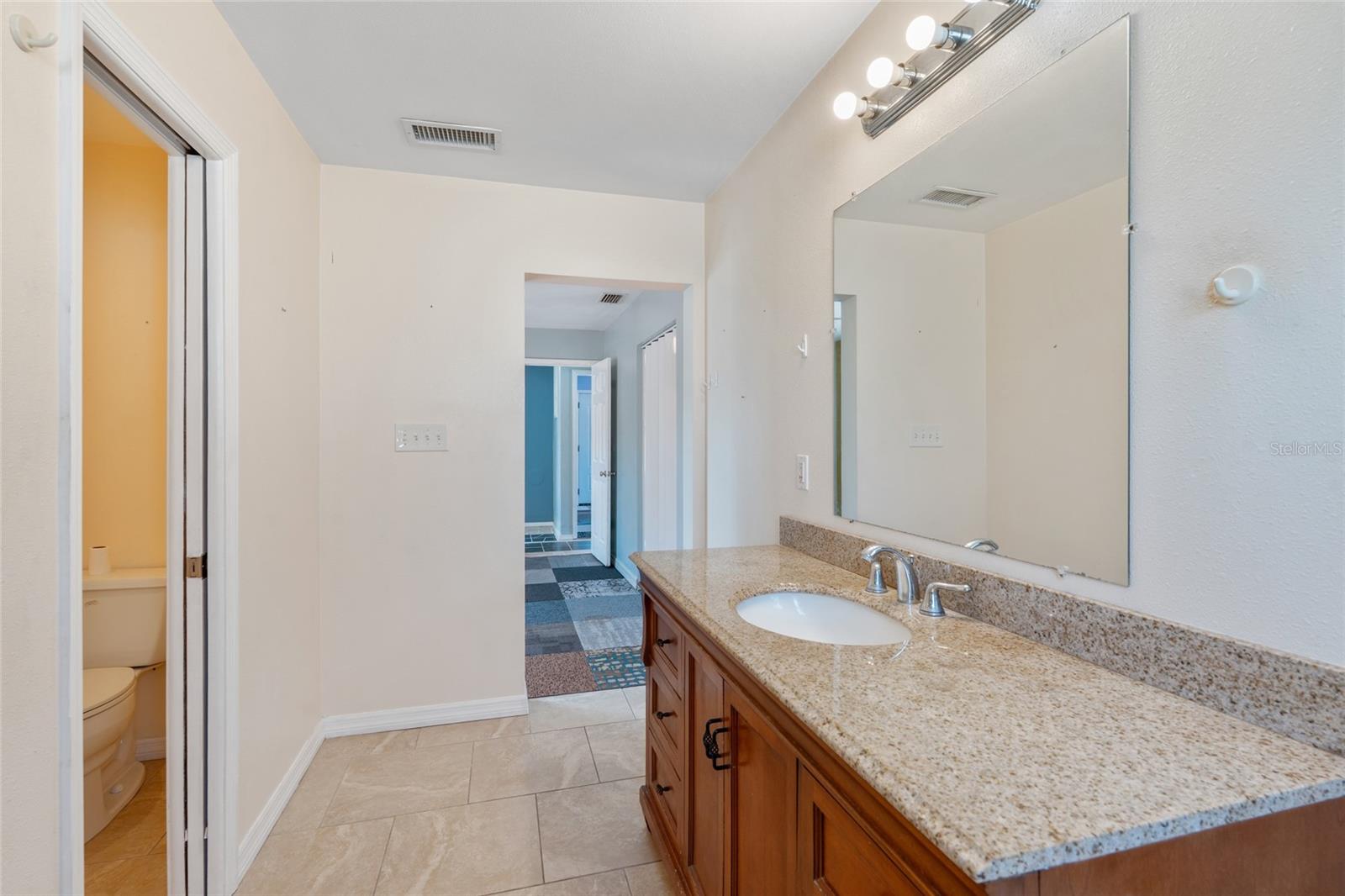 Image 21 of 28 For 600 79th Avenue