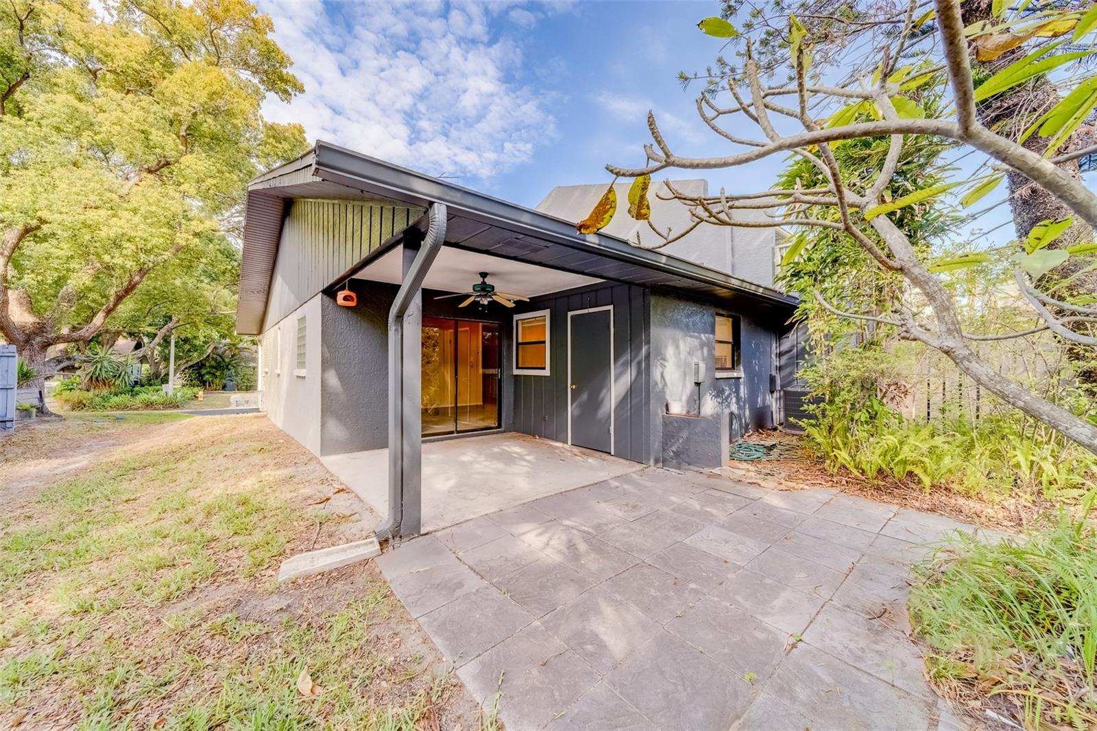 Image 16 of 21 For 1249 Abbey Crescent Lane