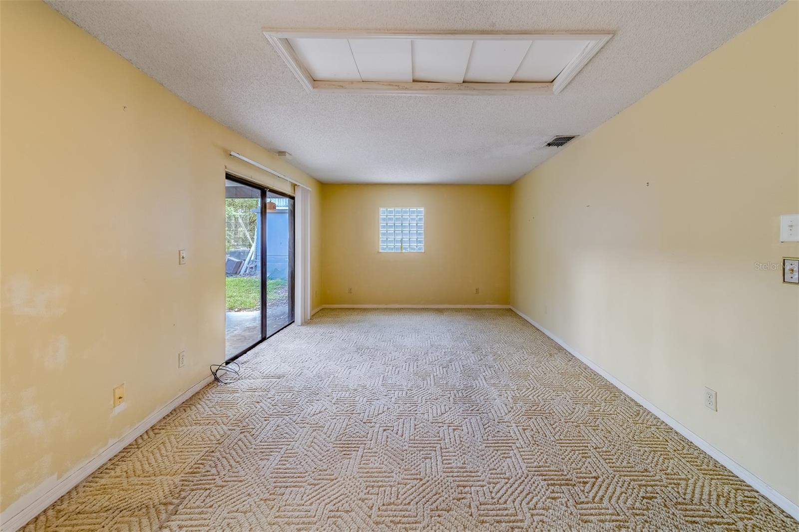 Image 4 of 21 For 1249 Abbey Crescent Lane