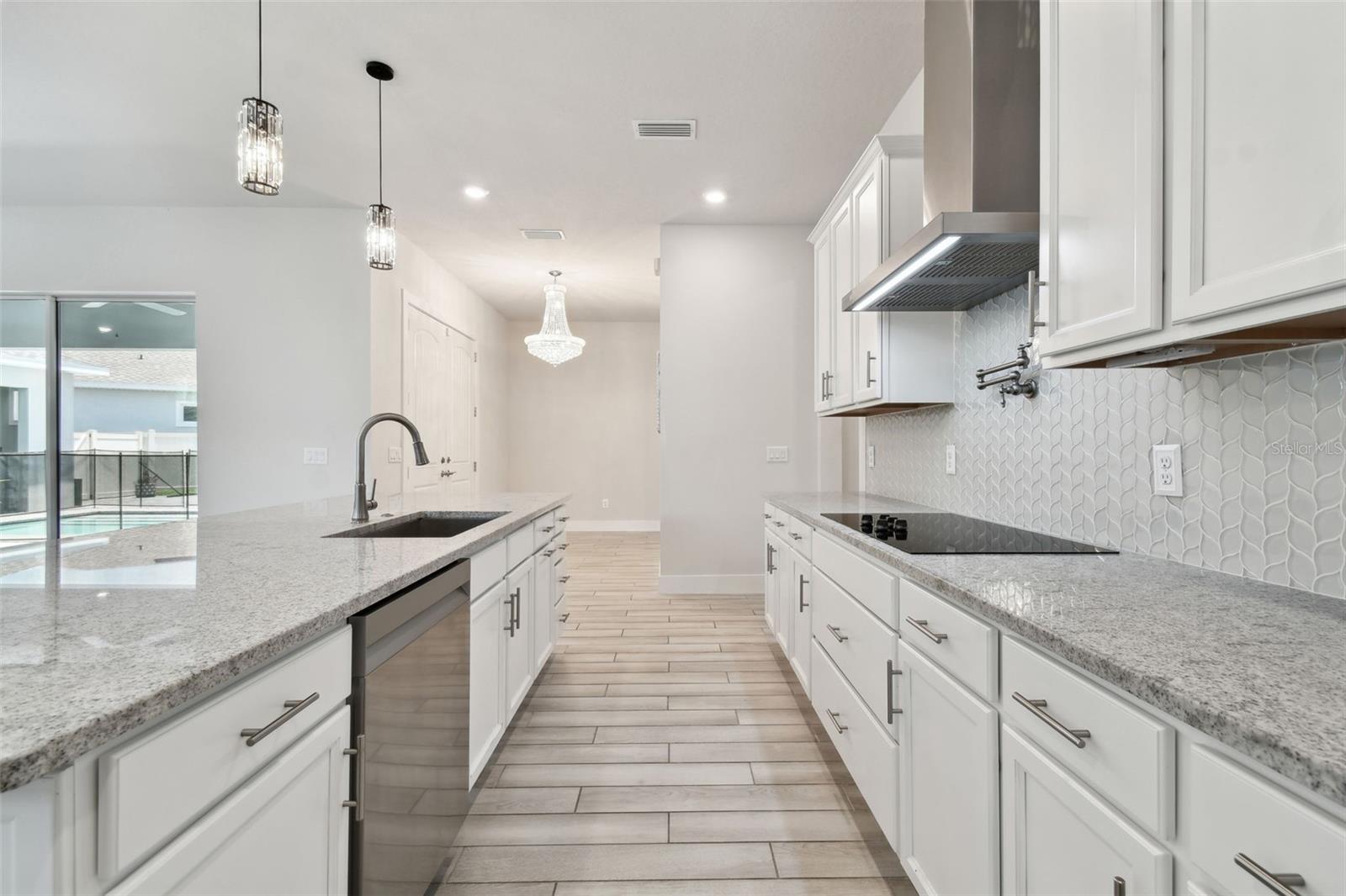 Image 13 of 68 For 8421 Ivy Stark Boulevard