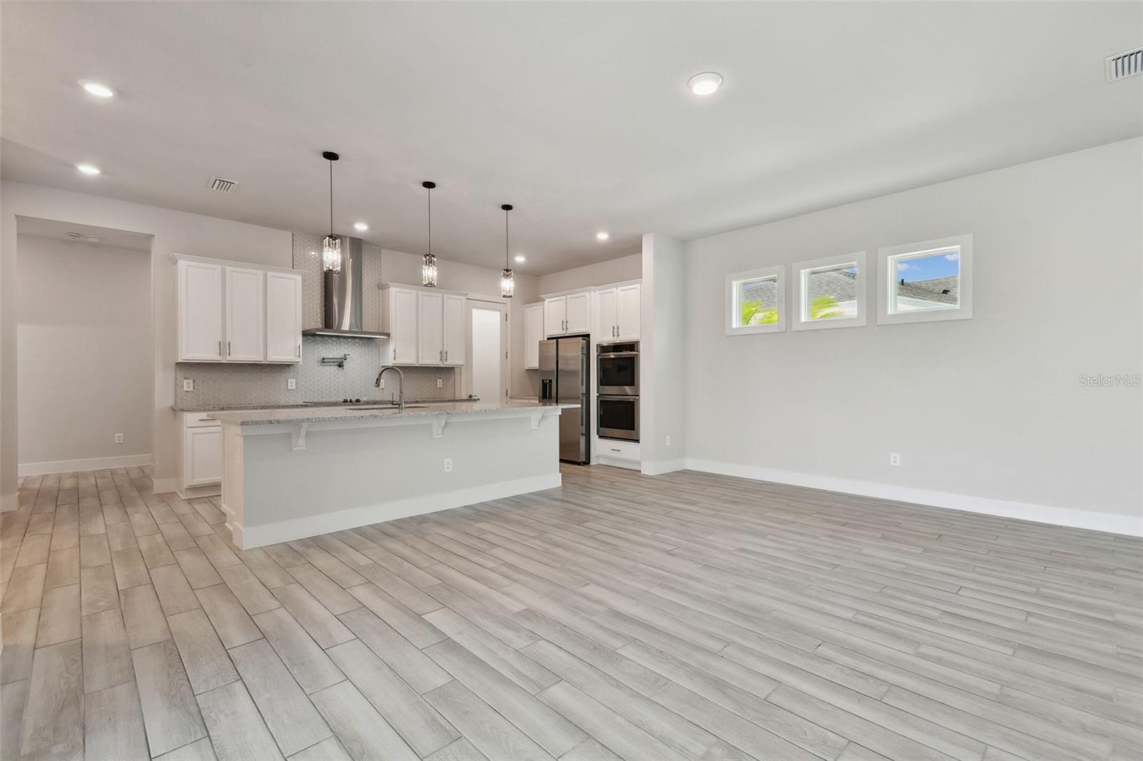 Image 20 of 68 For 8421 Ivy Stark Boulevard