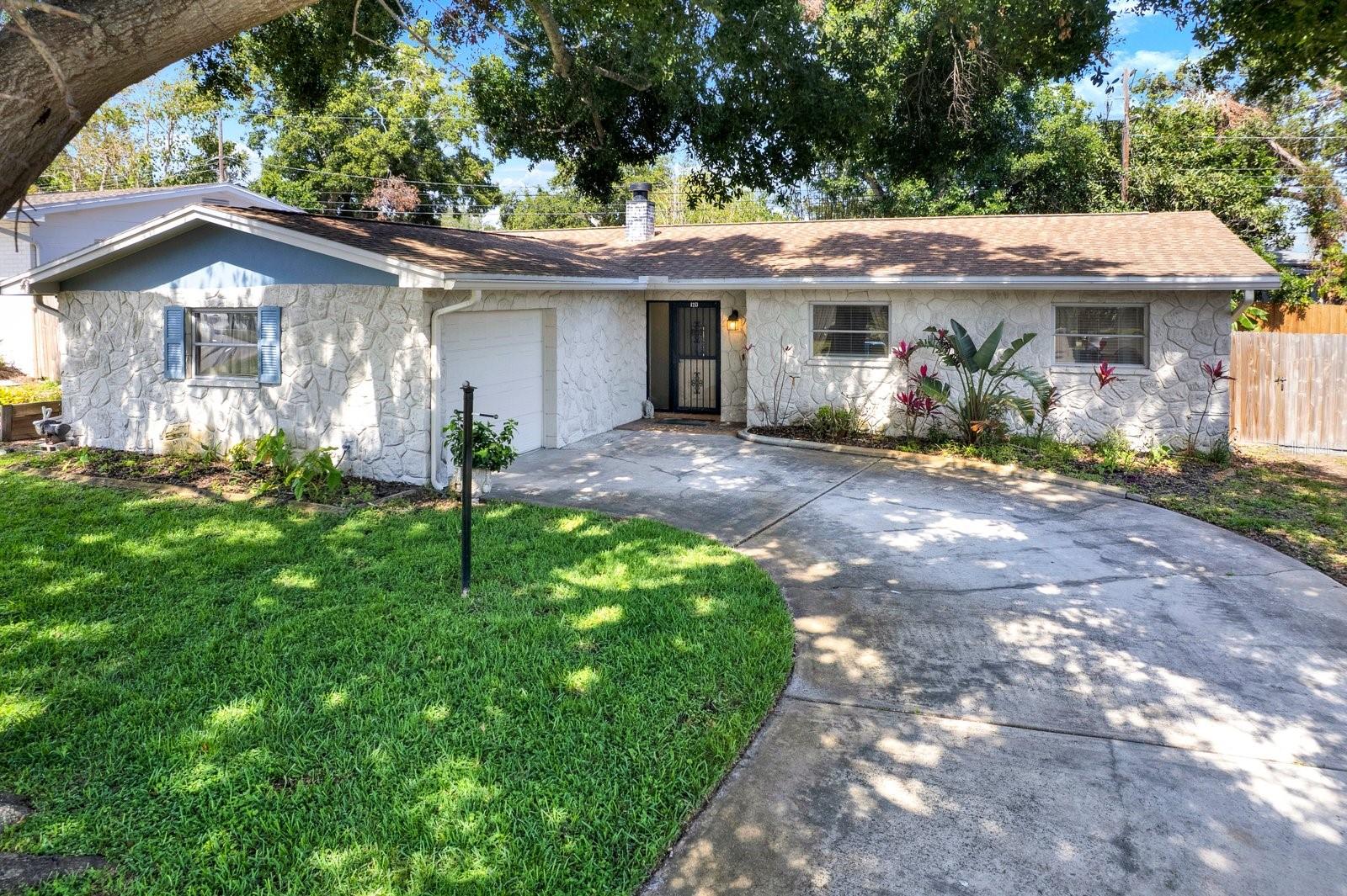 Details for 8253 137th Lane, SEMINOLE, FL 33776
