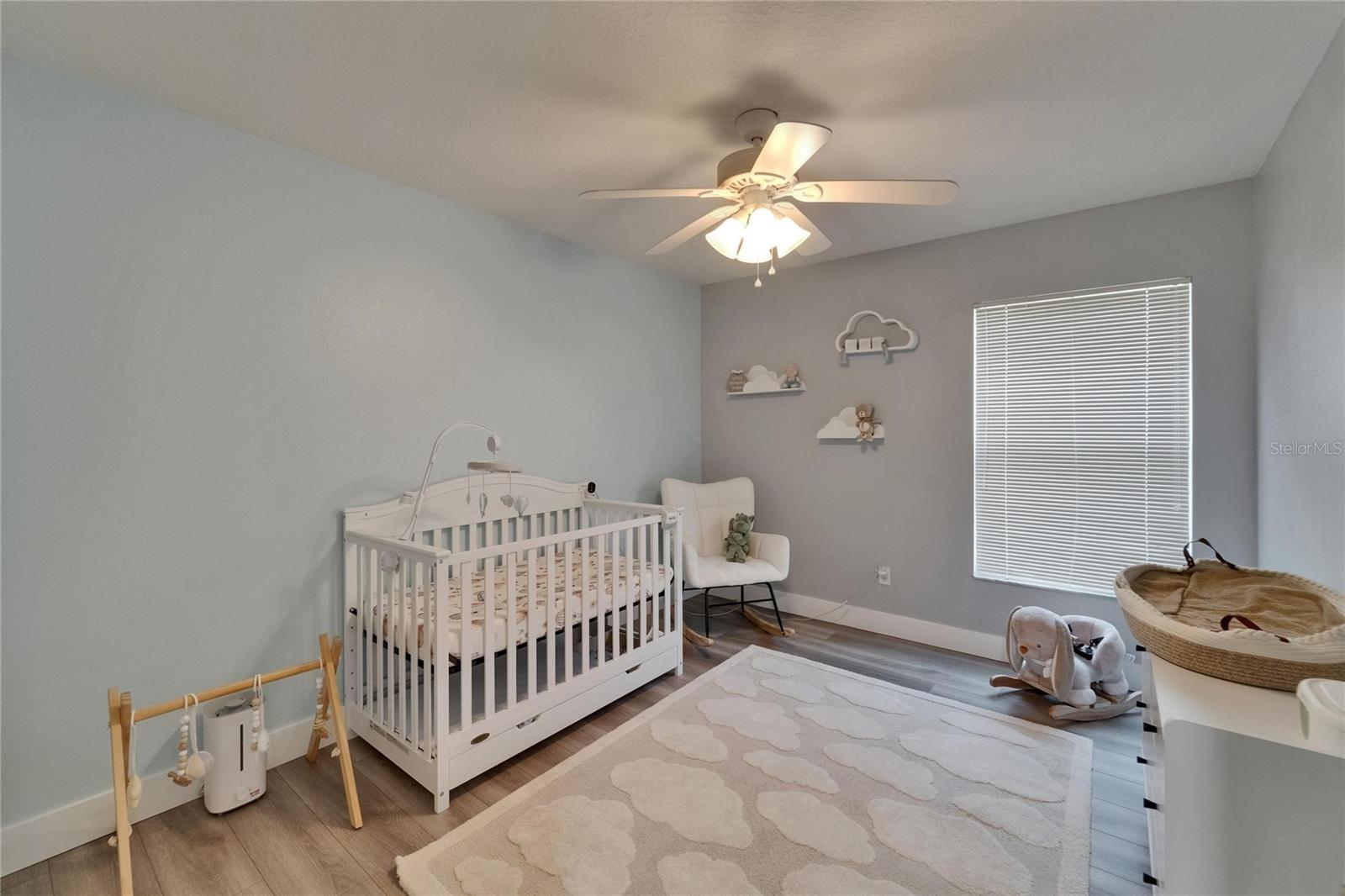Image 33 of 59 For 10449 Hunters Haven Boulevard
