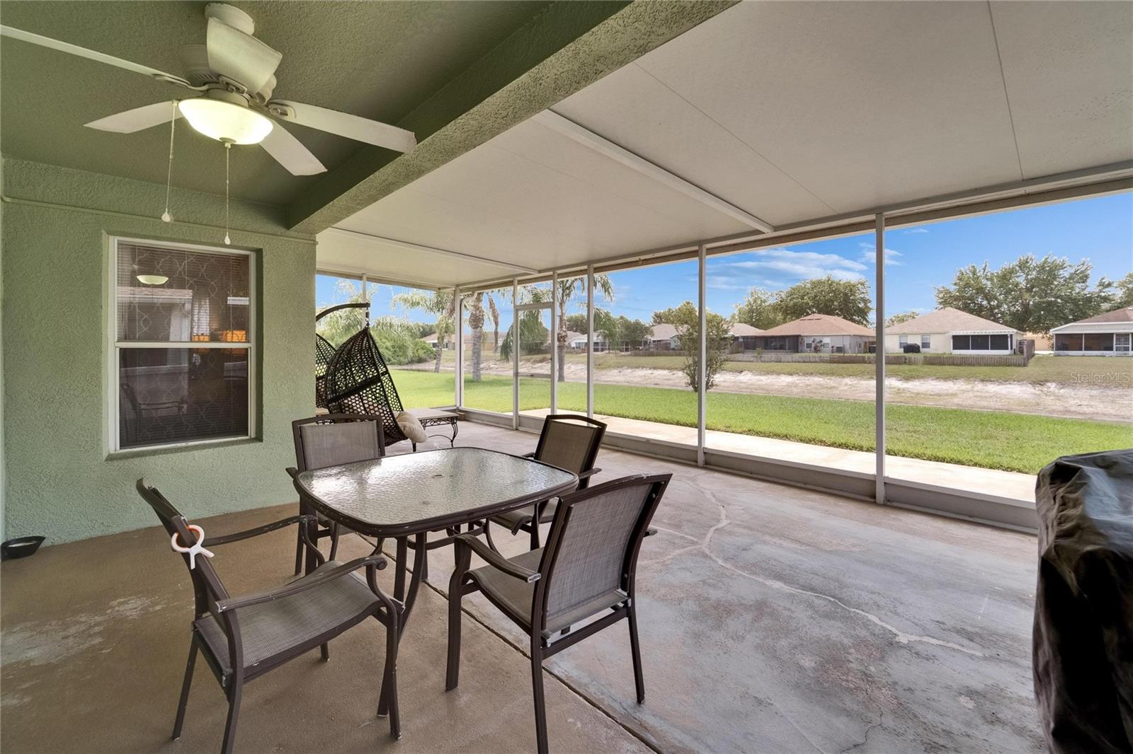 Image 41 of 59 For 10449 Hunters Haven Boulevard