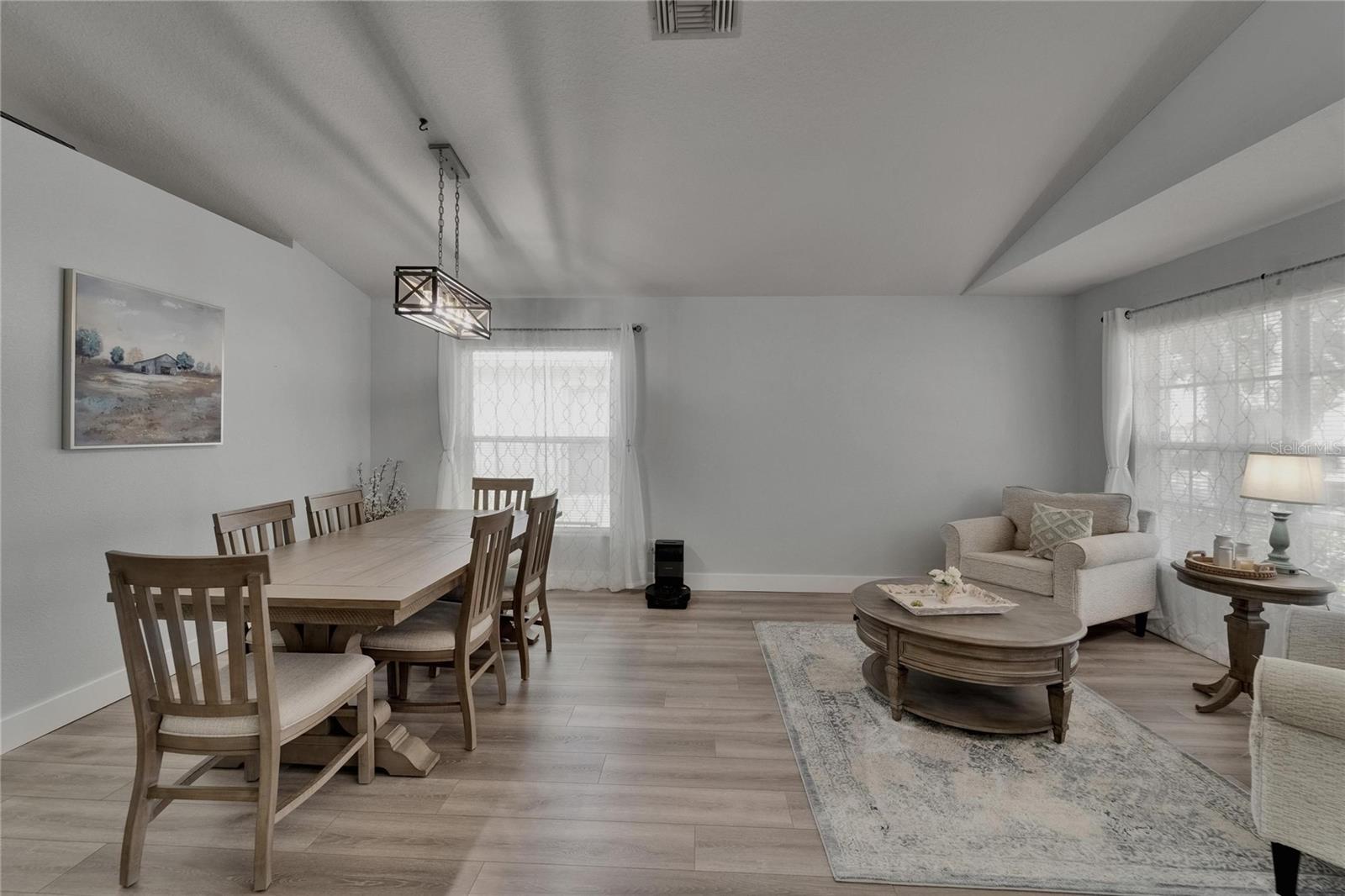 Image 9 of 59 For 10449 Hunters Haven Boulevard