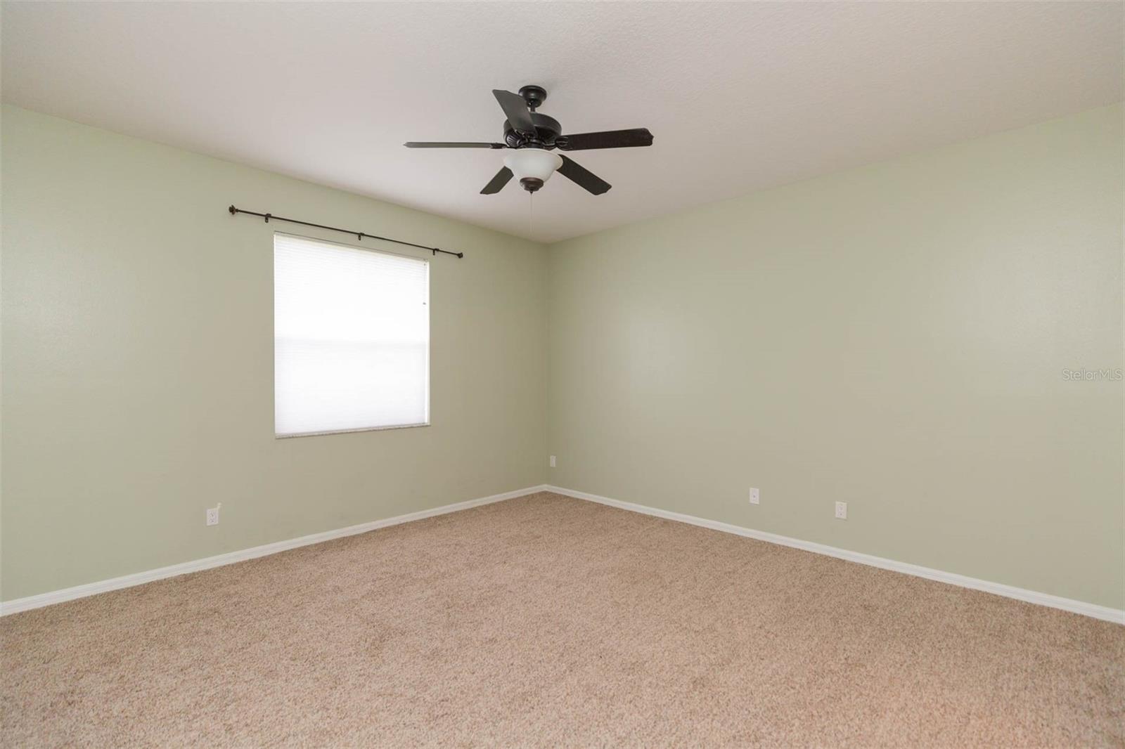 Image 9 of 27 For 17843 Cunningham Court