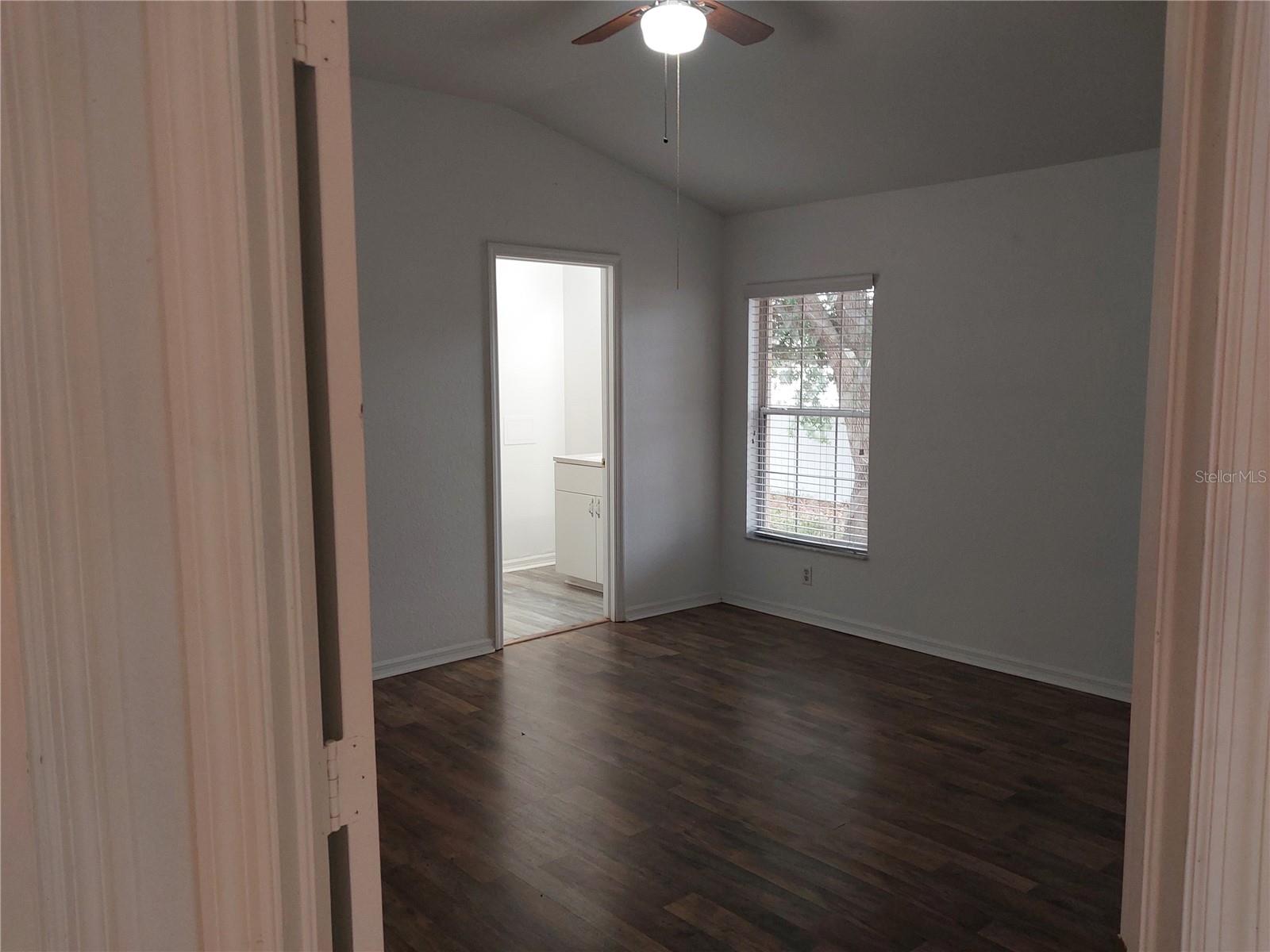Image 13 of 28 For 557 Windermere Drive