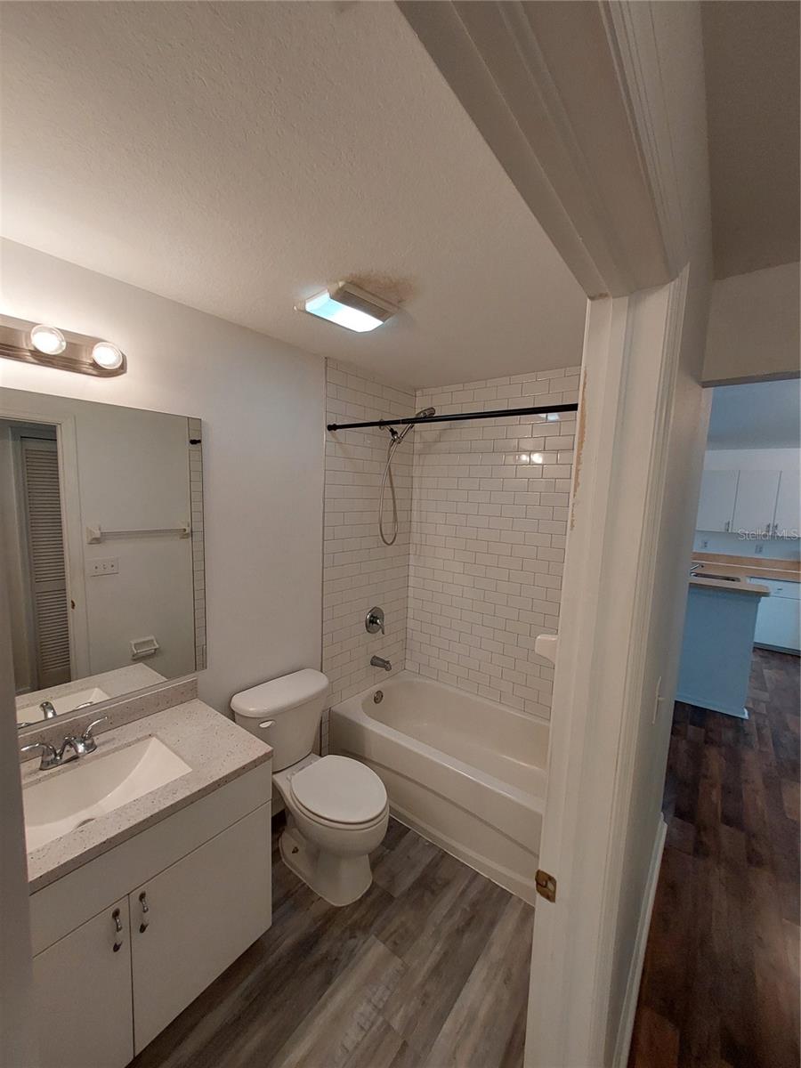 Image 24 of 28 For 557 Windermere Drive