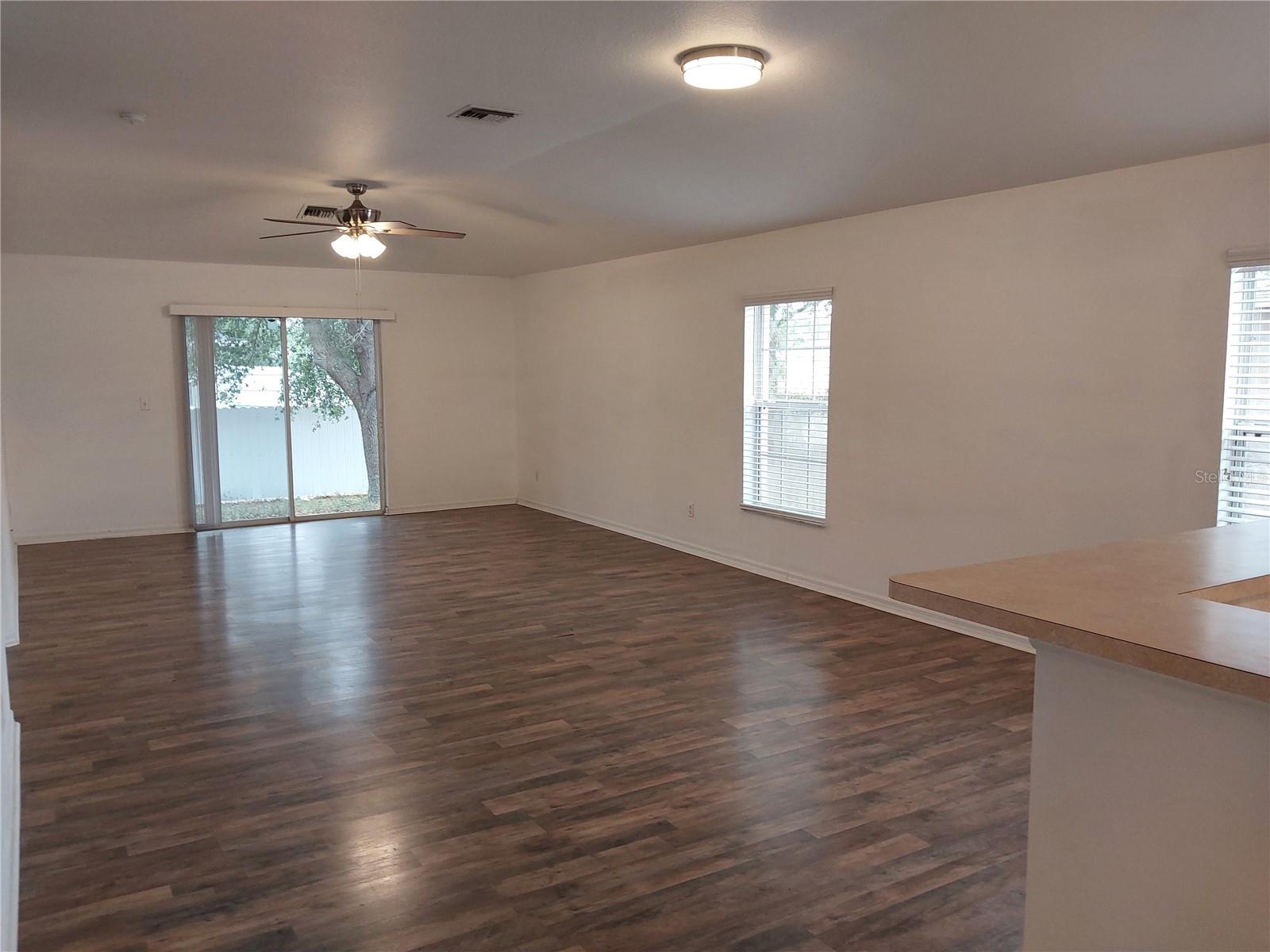 Image 8 of 28 For 557 Windermere Drive
