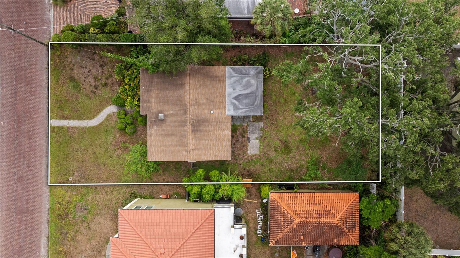 Image 4 of 20 For 910 Virginia Avenue