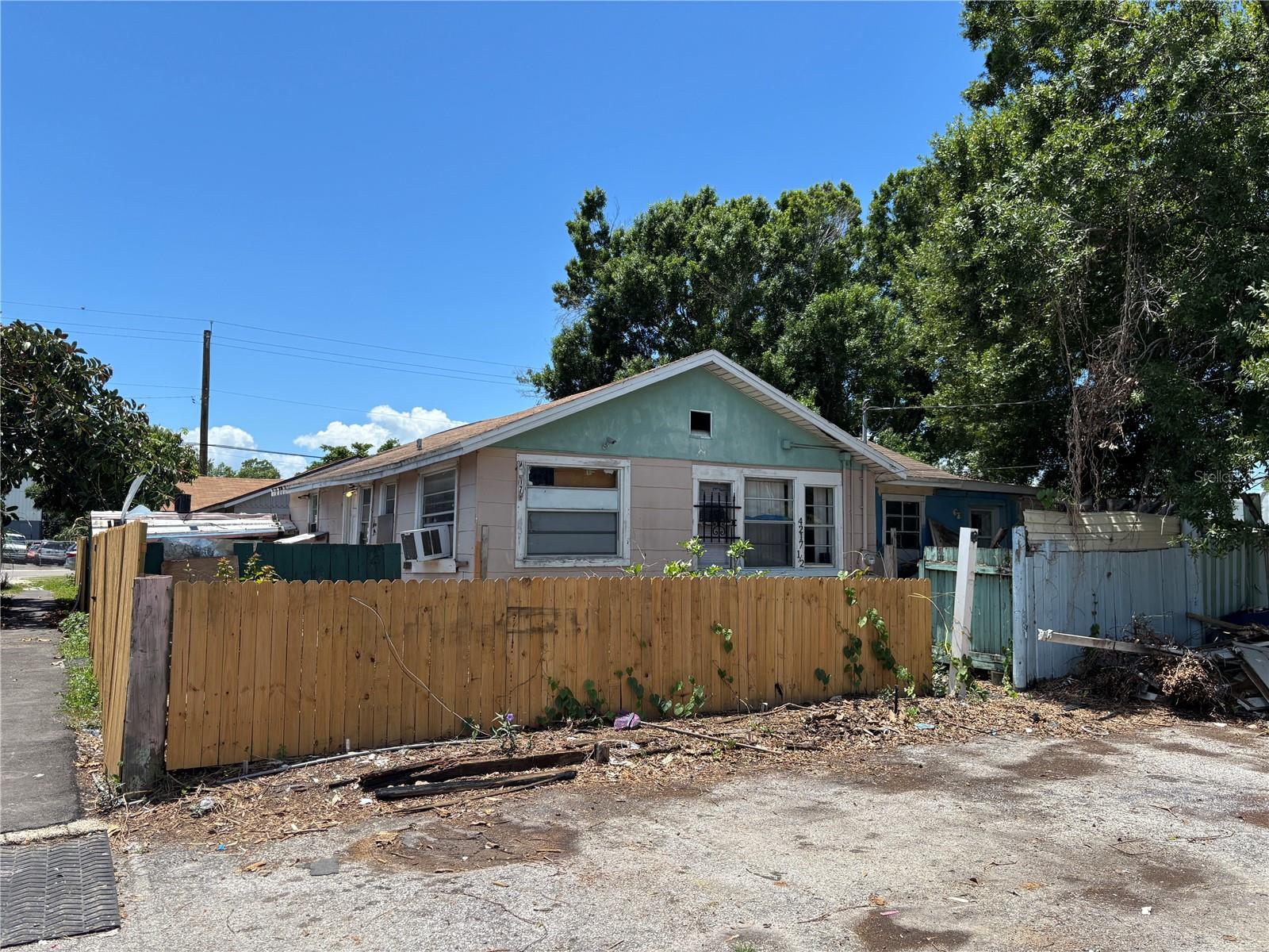 Image 18 of 21 For 4213 Cayuga Street