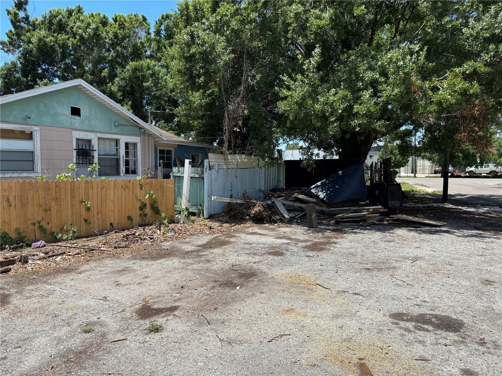 Image 19 of 21 For 4213 Cayuga Street