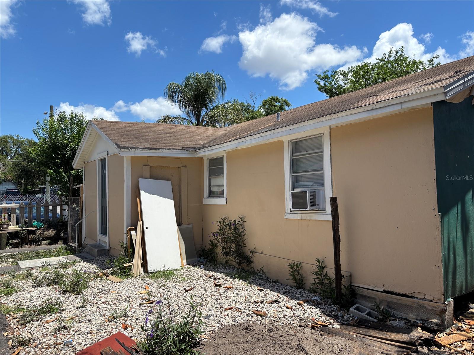 Image 7 of 21 For 4213 Cayuga Street