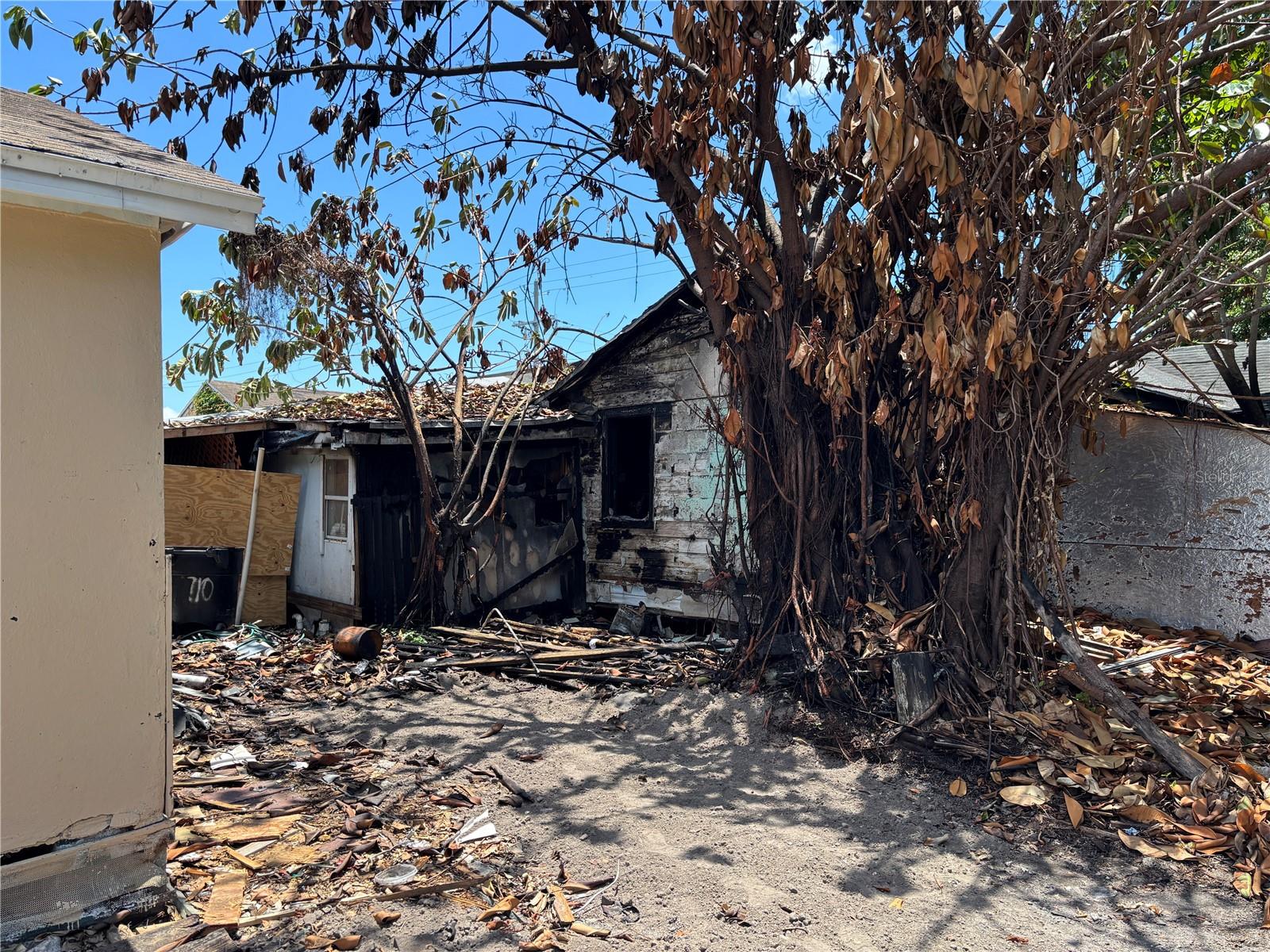 Image 9 of 21 For 4213 Cayuga Street