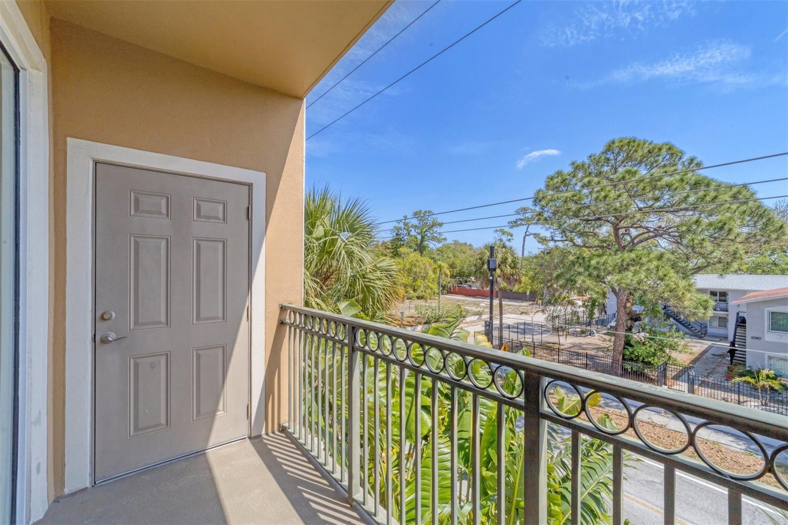 Image 6 of 32 For 1268 11th Street 2302