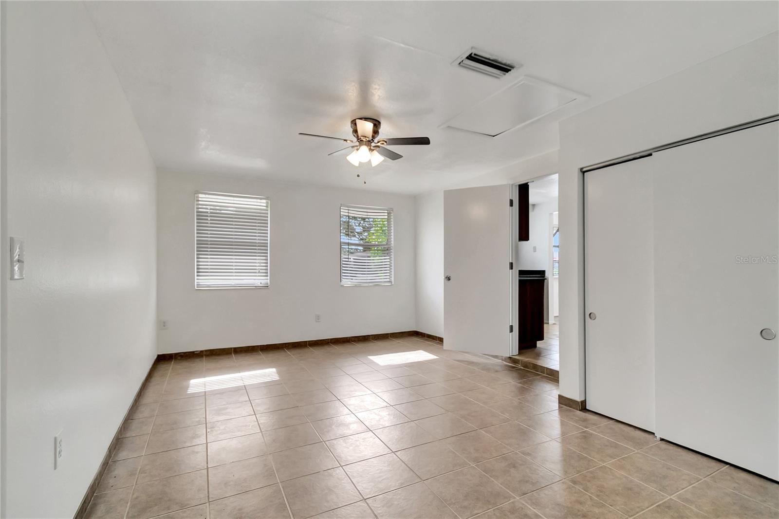 Image 12 of 28 For 3929 Cochise Terrace