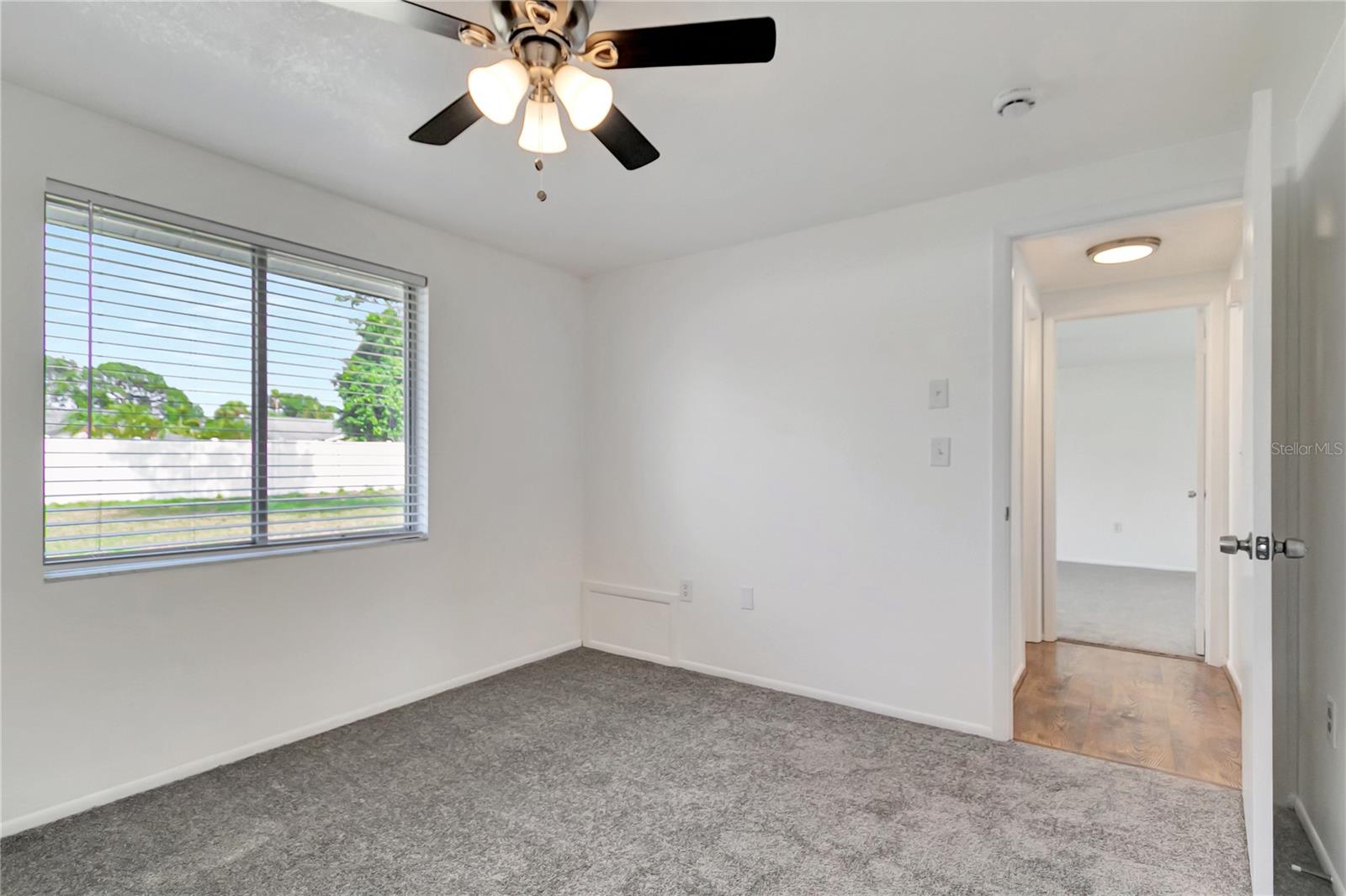 Image 22 of 28 For 3929 Cochise Terrace
