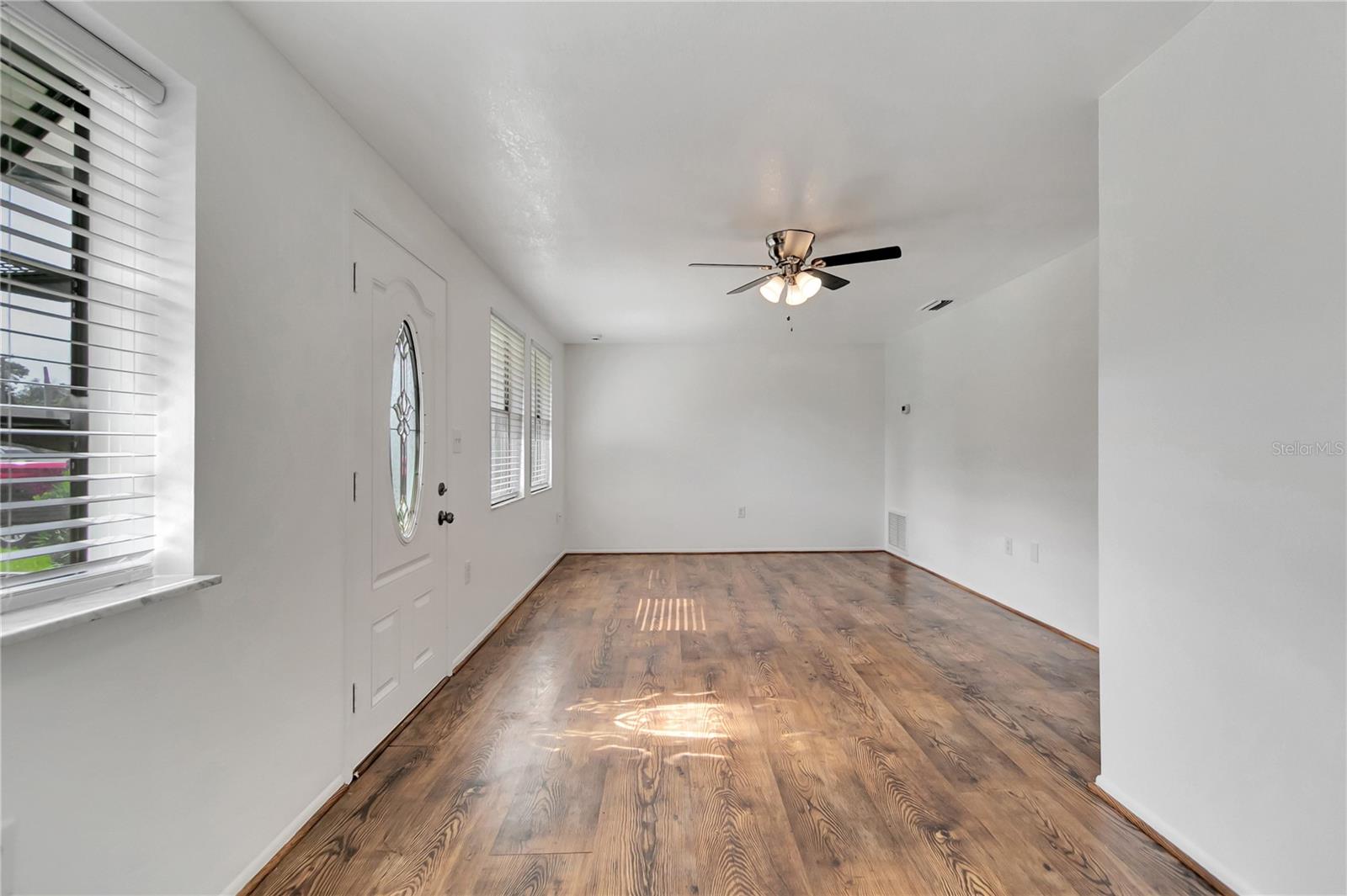 Image 6 of 28 For 3929 Cochise Terrace