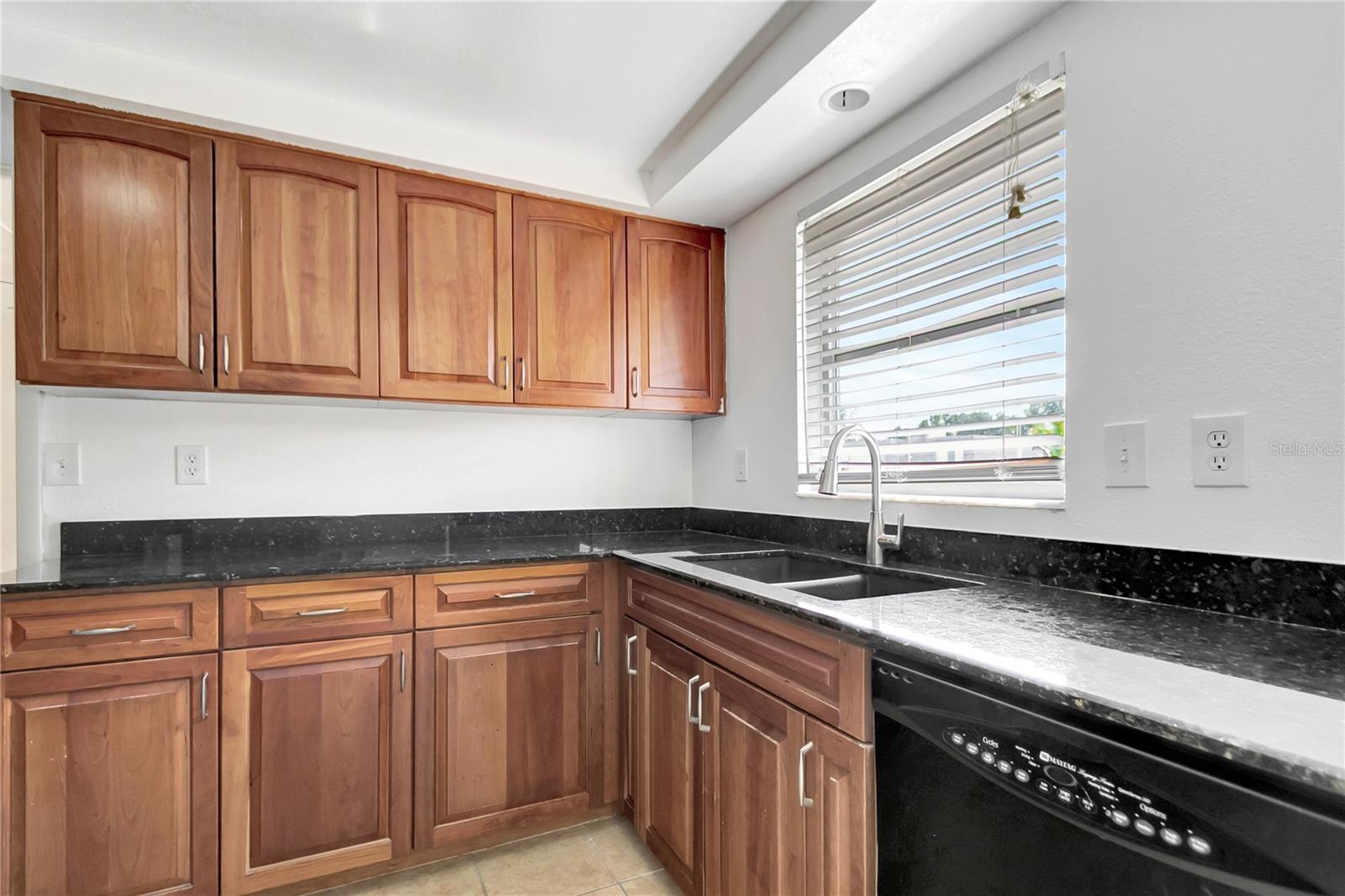 Image 8 of 28 For 3929 Cochise Terrace