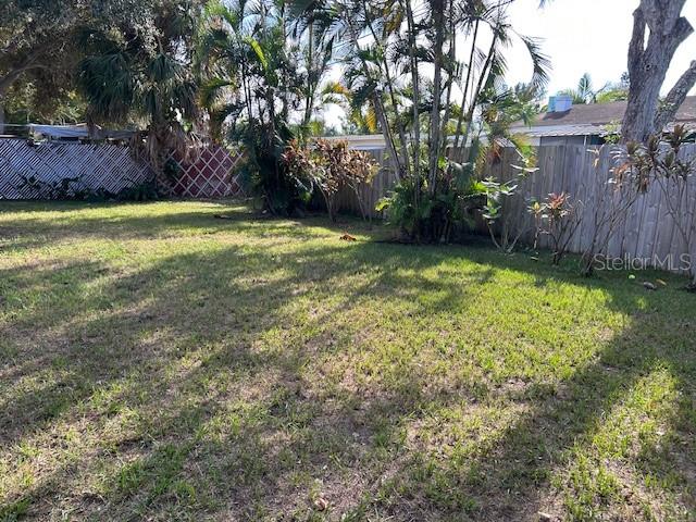 Image 22 of 24 For 7440 1st Street N