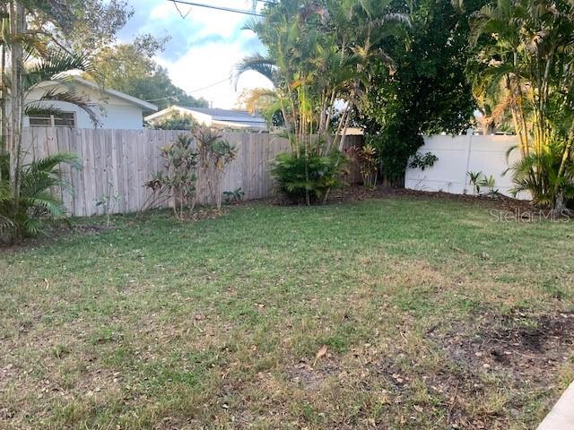 Image 23 of 24 For 7440 1st Street N