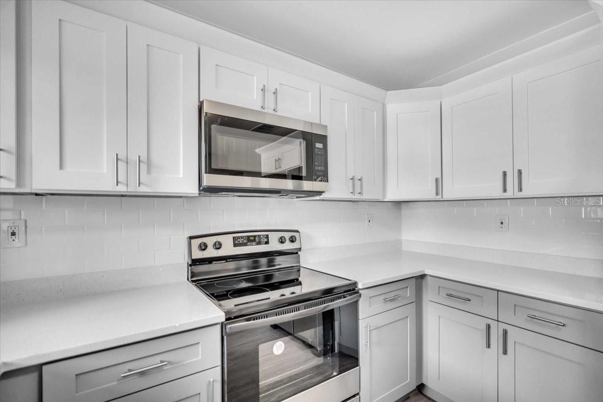 Image 15 of 40 For 2711 22nd Avenue