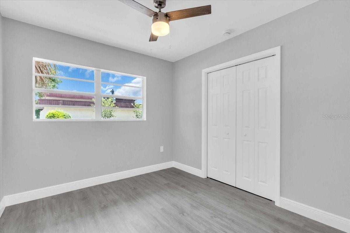Image 22 of 40 For 2711 22nd Avenue