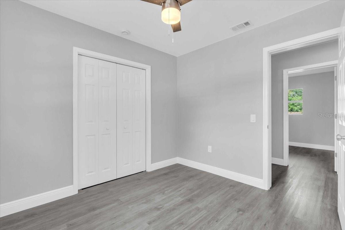 Image 23 of 40 For 2711 22nd Avenue