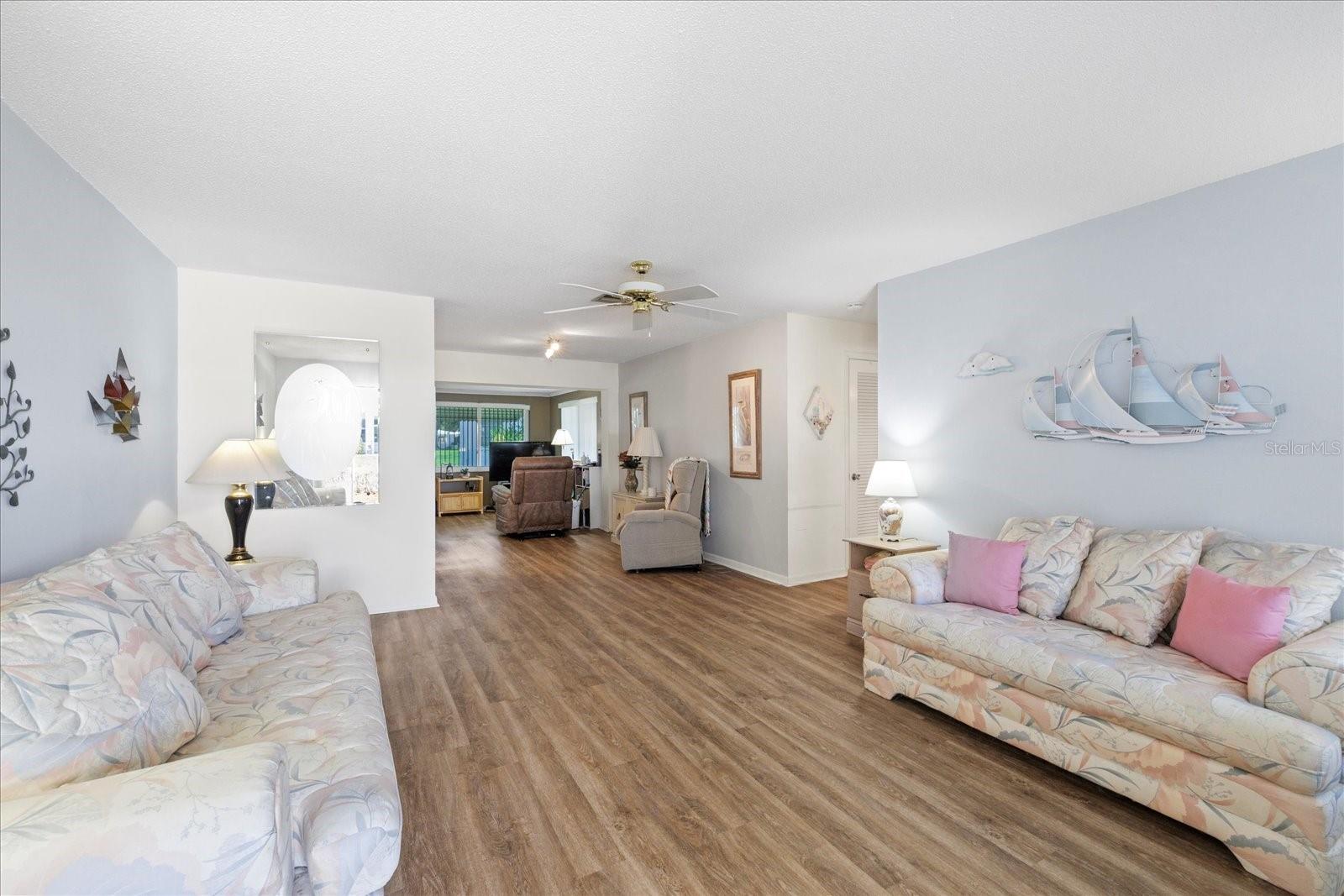 Image 11 of 32 For 9690 41st Street N 0