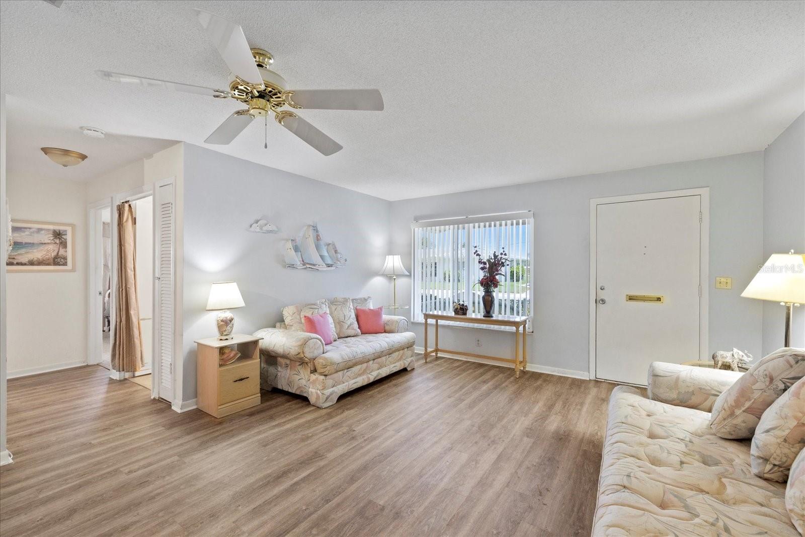 Image 12 of 32 For 9690 41st Street N 0