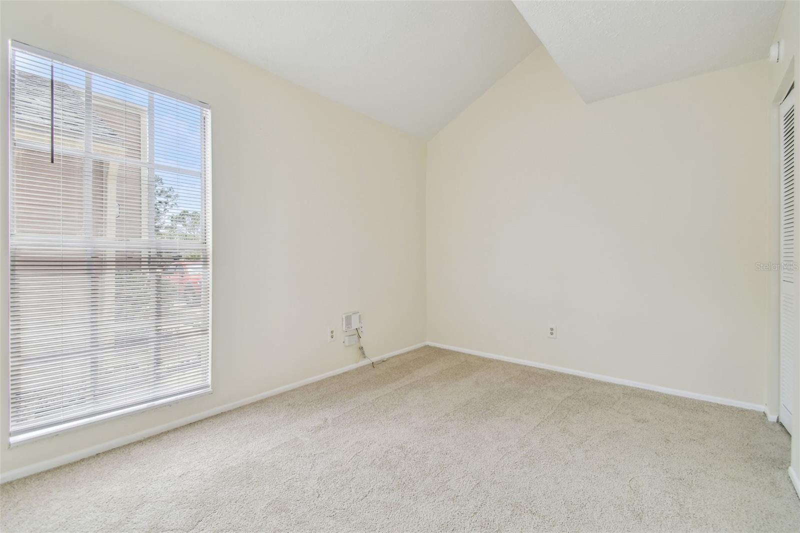 Listing photo id 15 for 9473 Forest Hills Place