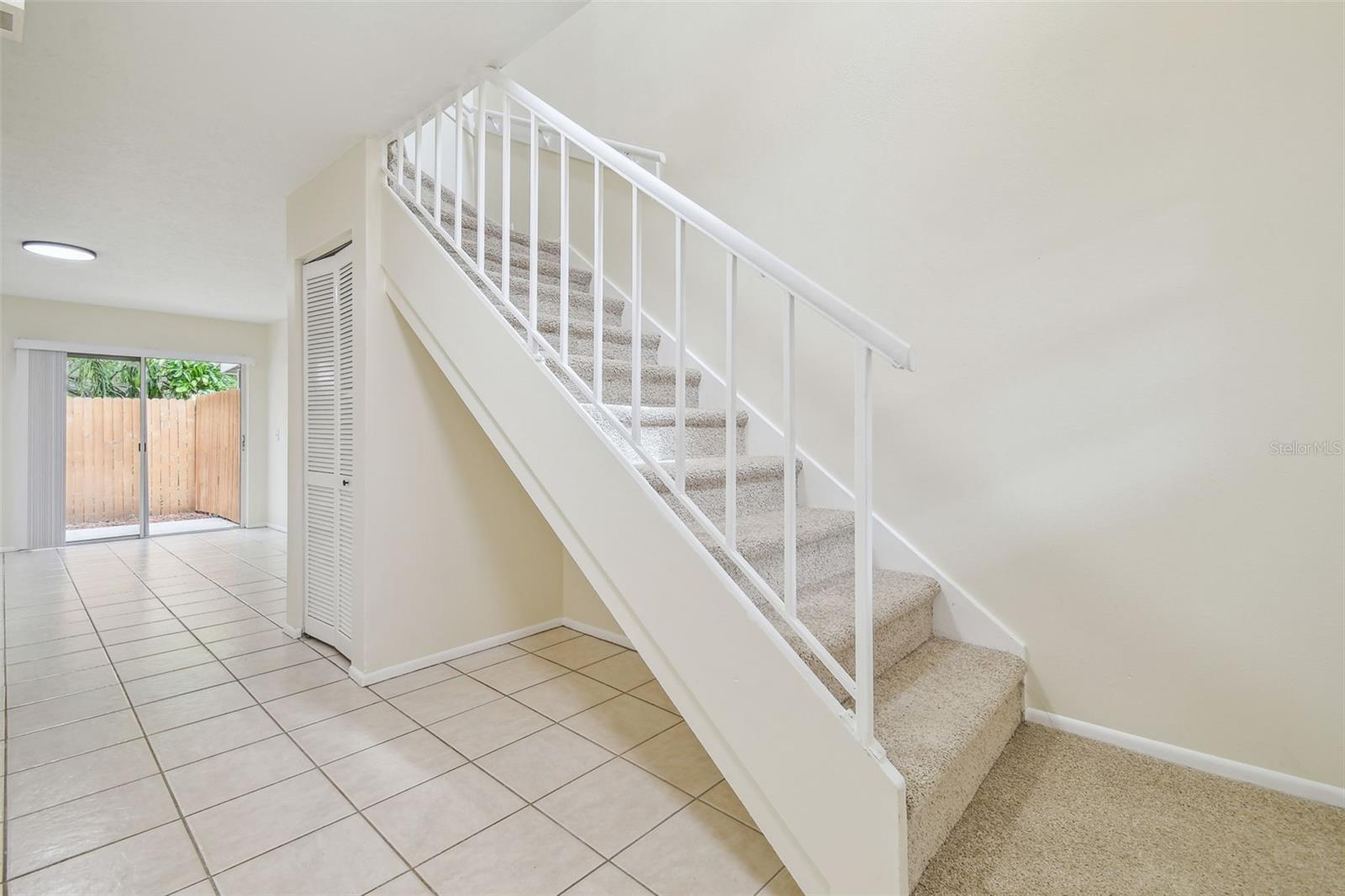 Listing photo id 18 for 9473 Forest Hills Place