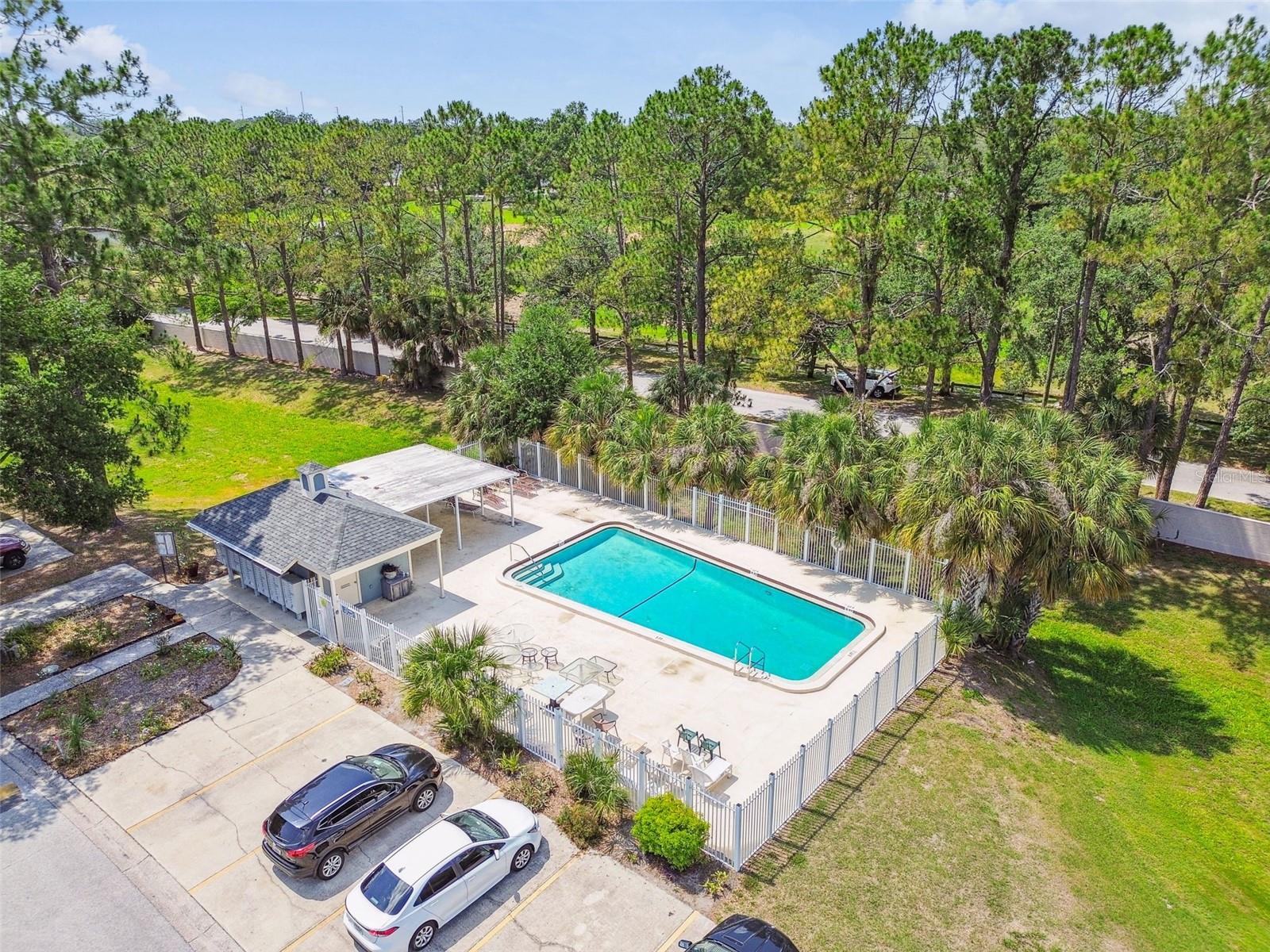 Listing photo id 31 for 9473 Forest Hills Place