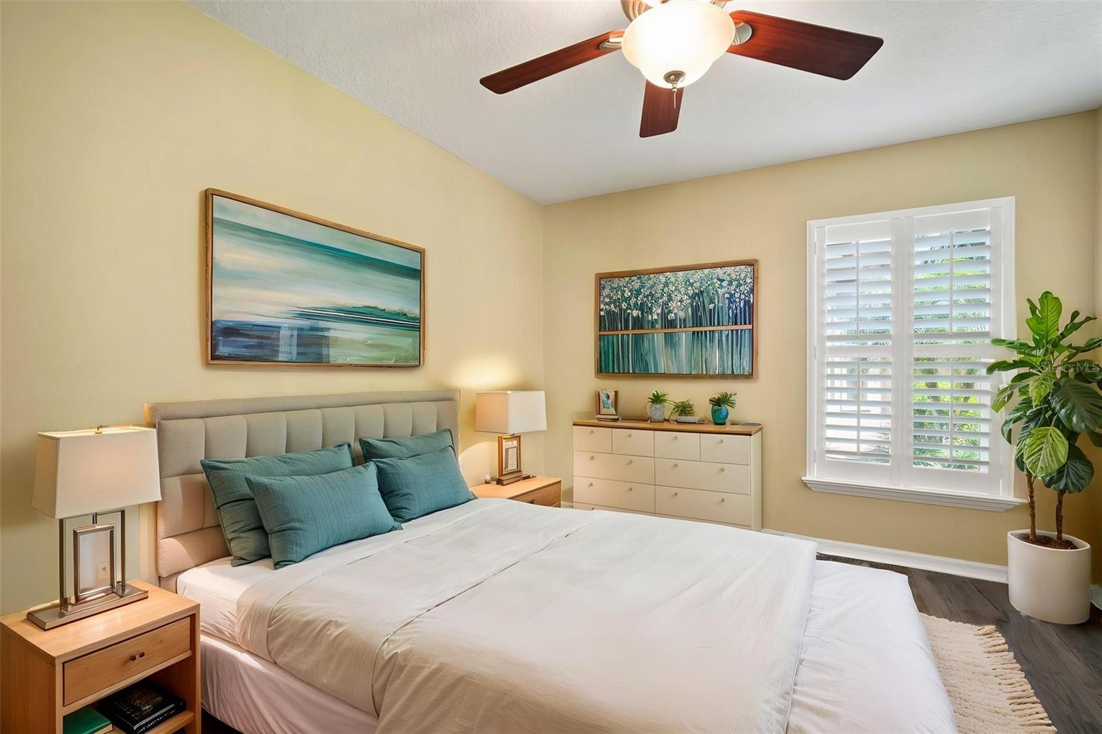 Listing photo id 30 for 1226 Baycrest Drive
