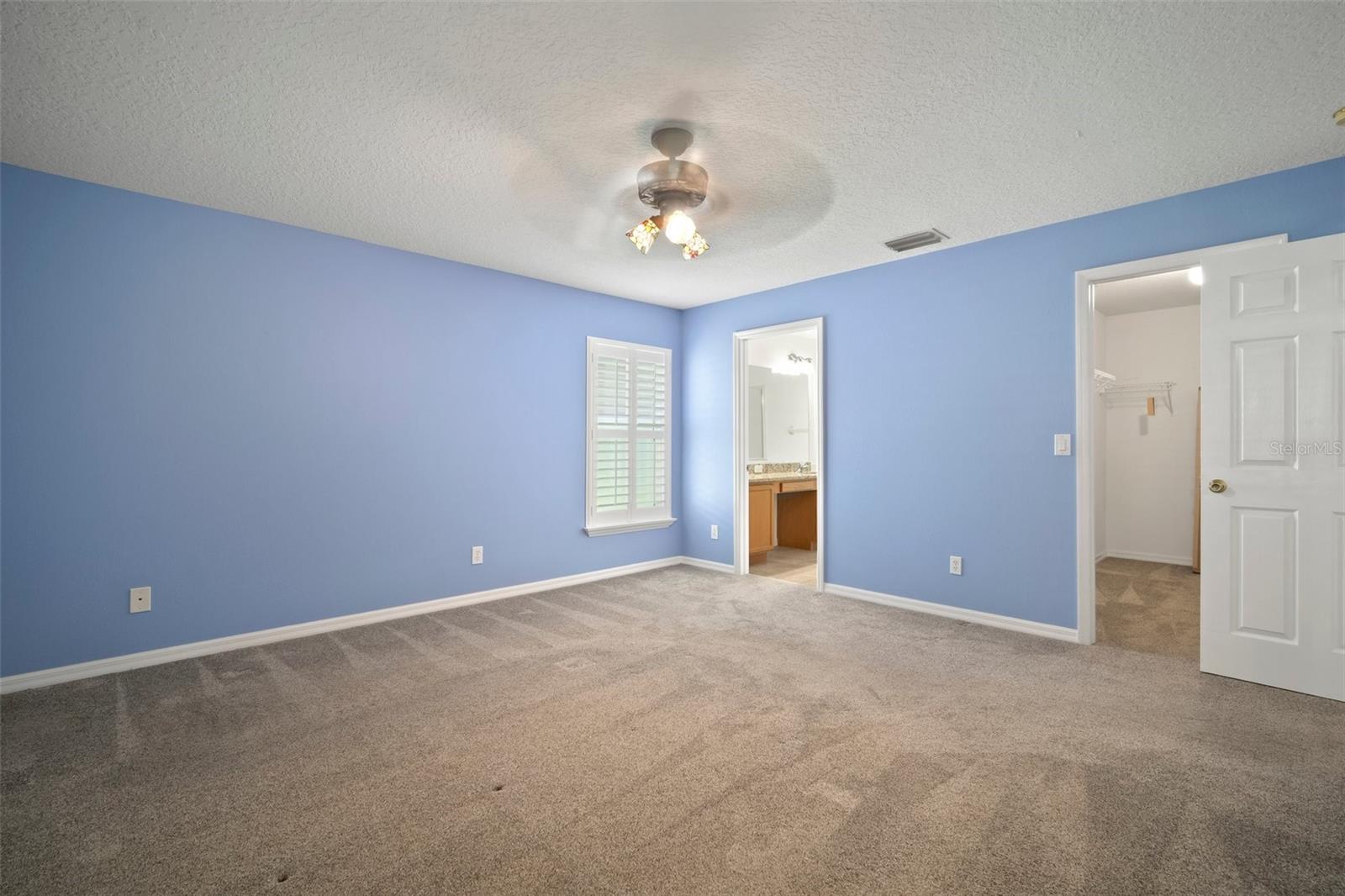 Listing photo id 37 for 1226 Baycrest Drive