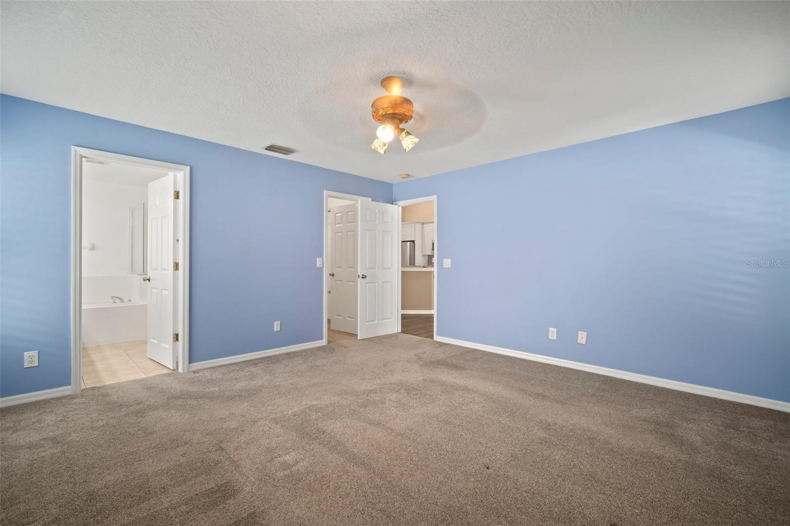 Listing photo id 38 for 1226 Baycrest Drive
