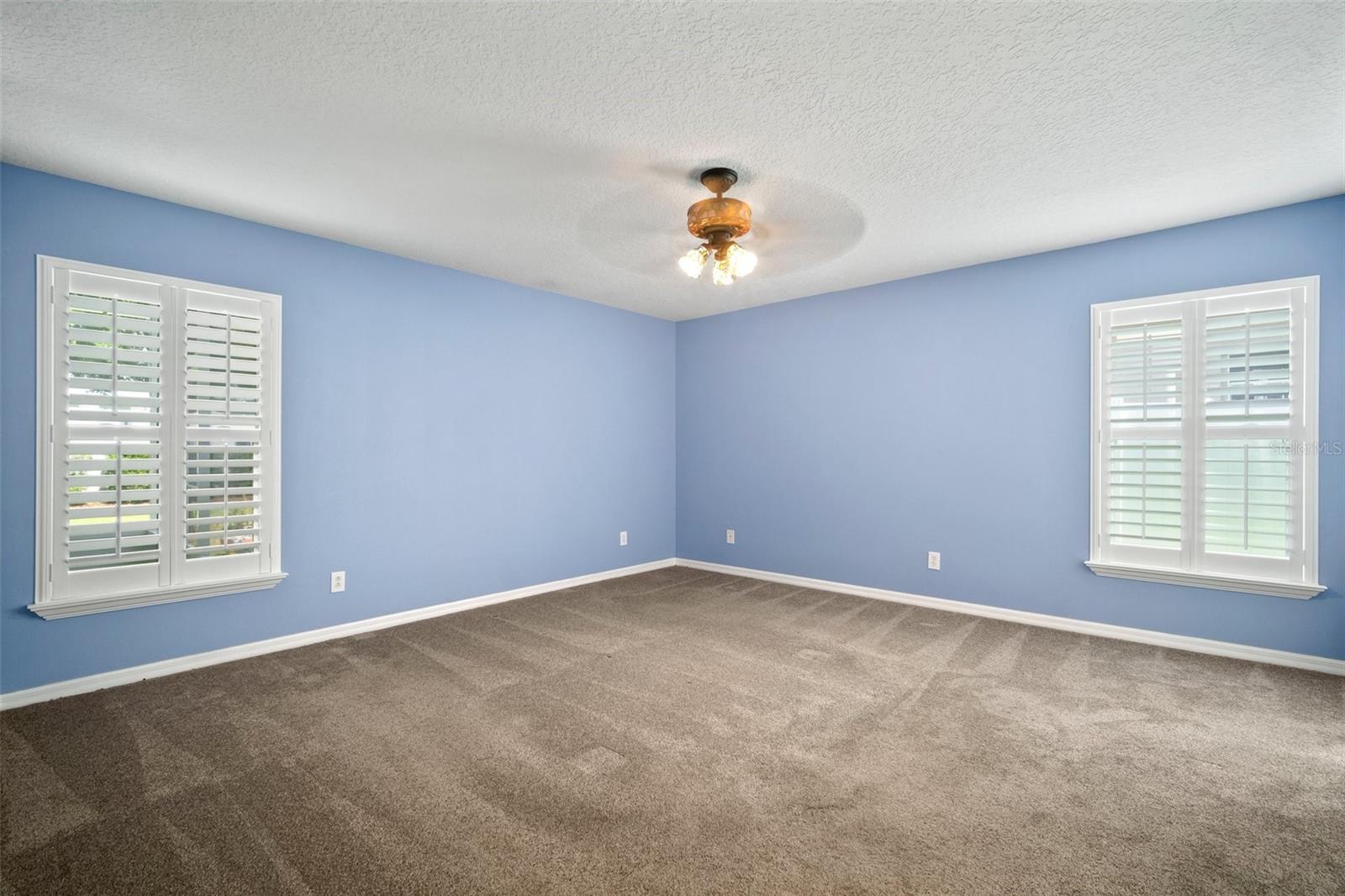 Listing photo id 42 for 1226 Baycrest Drive