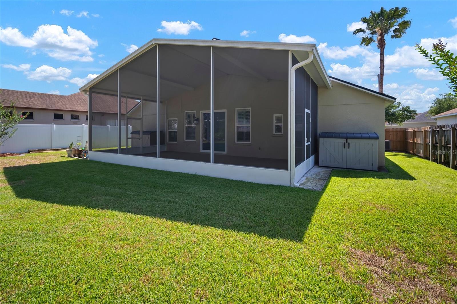 Listing photo id 54 for 1226 Baycrest Drive