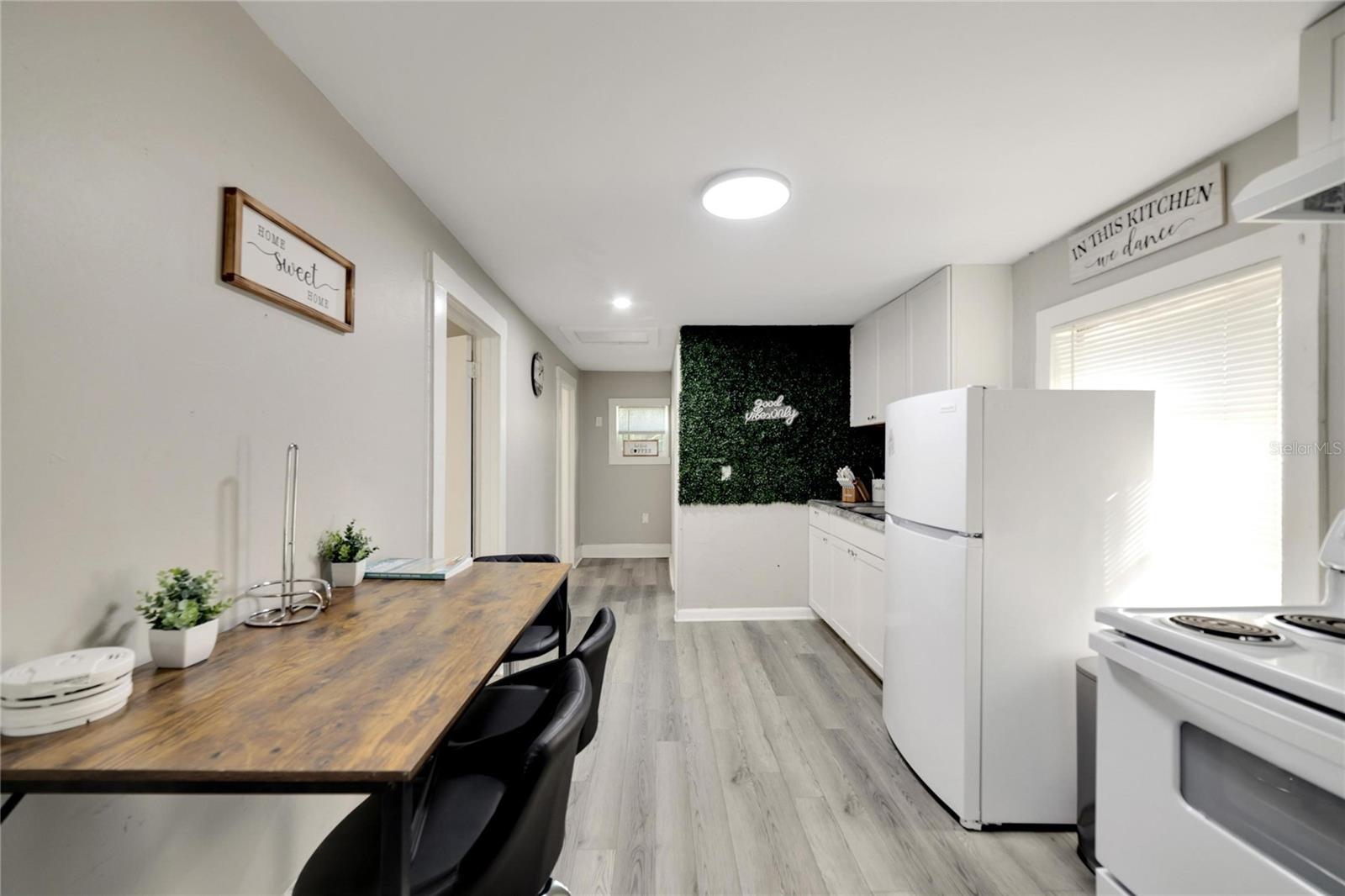 Image 24 of 41 For 4209 14th Street