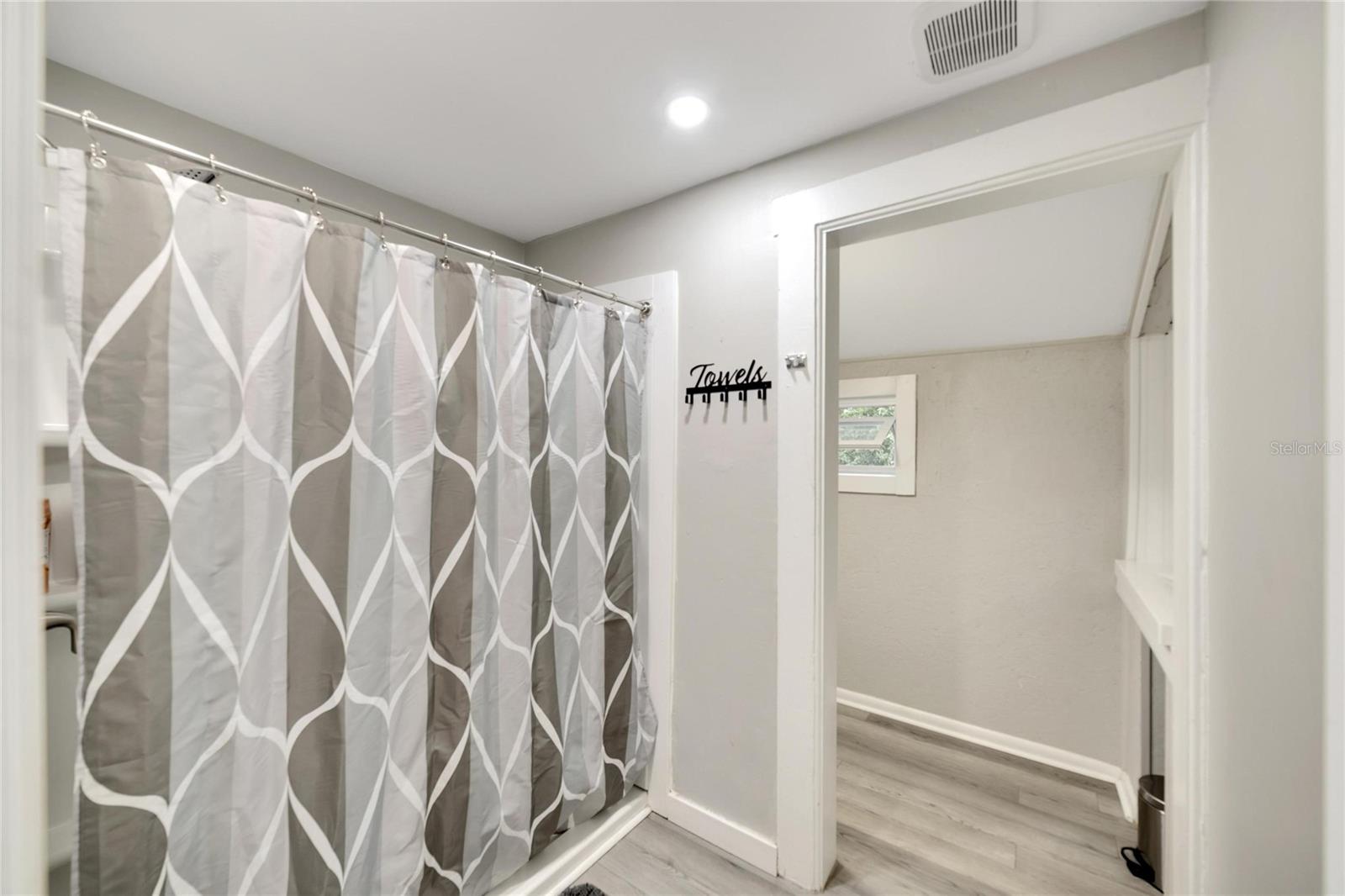 Image 31 of 41 For 4209 14th Street