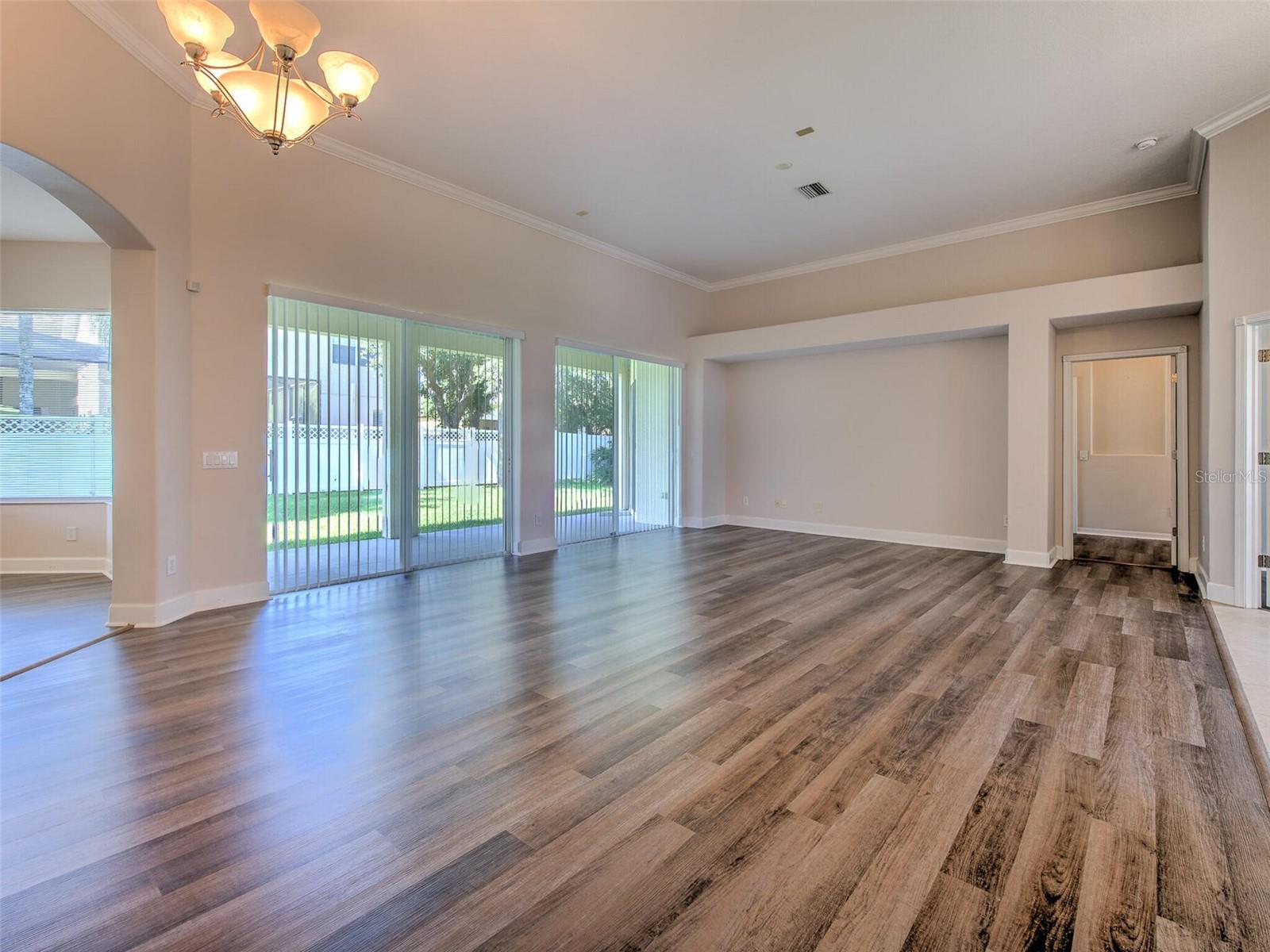 Image 16 of 52 For 20810 Lake Talia Boulevard