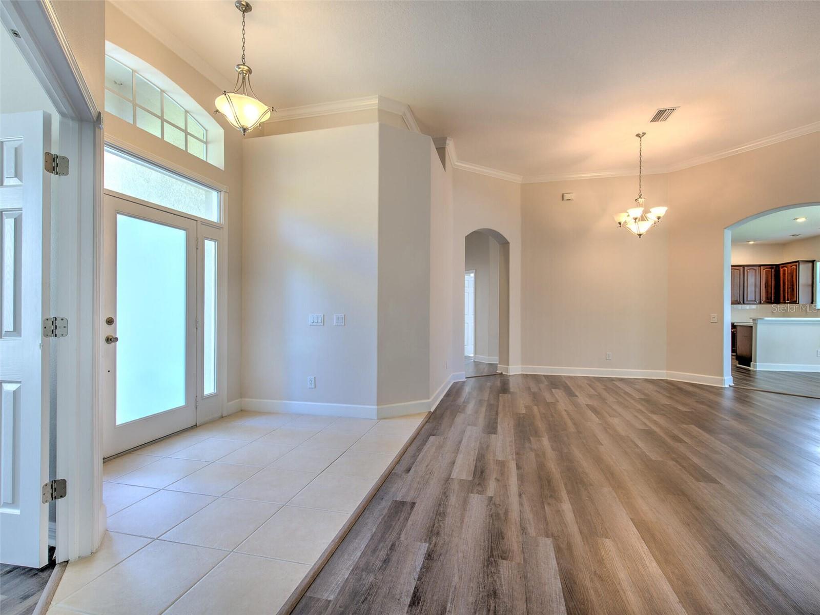 Image 20 of 52 For 20810 Lake Talia Boulevard